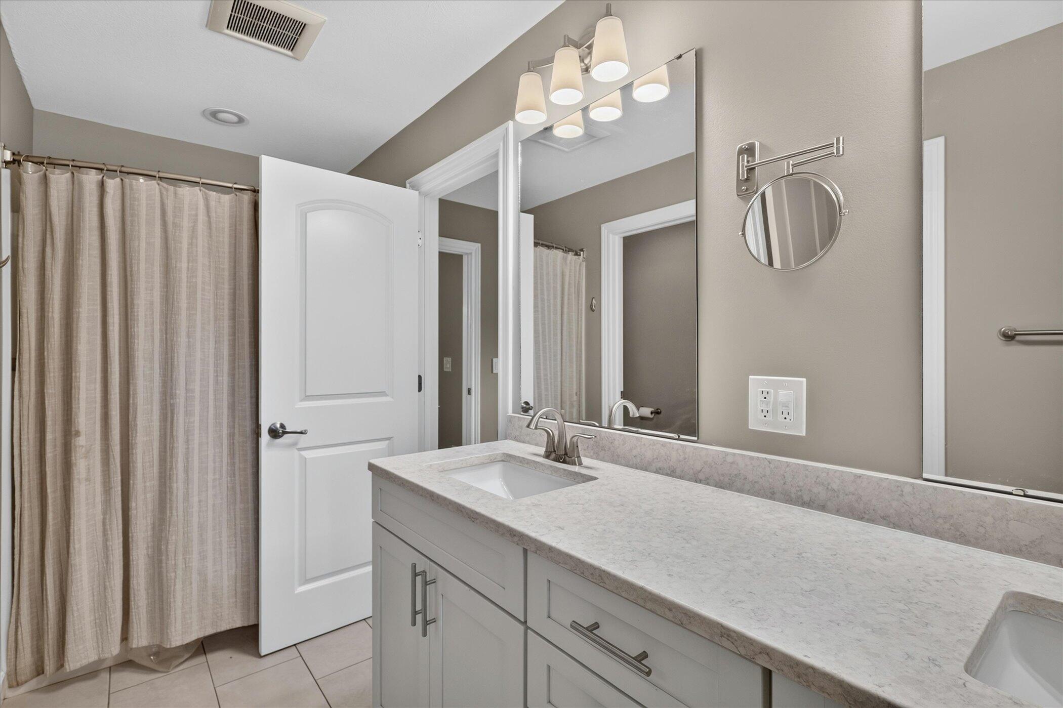 69914 Roy Drive Edwardsburg MI 49112