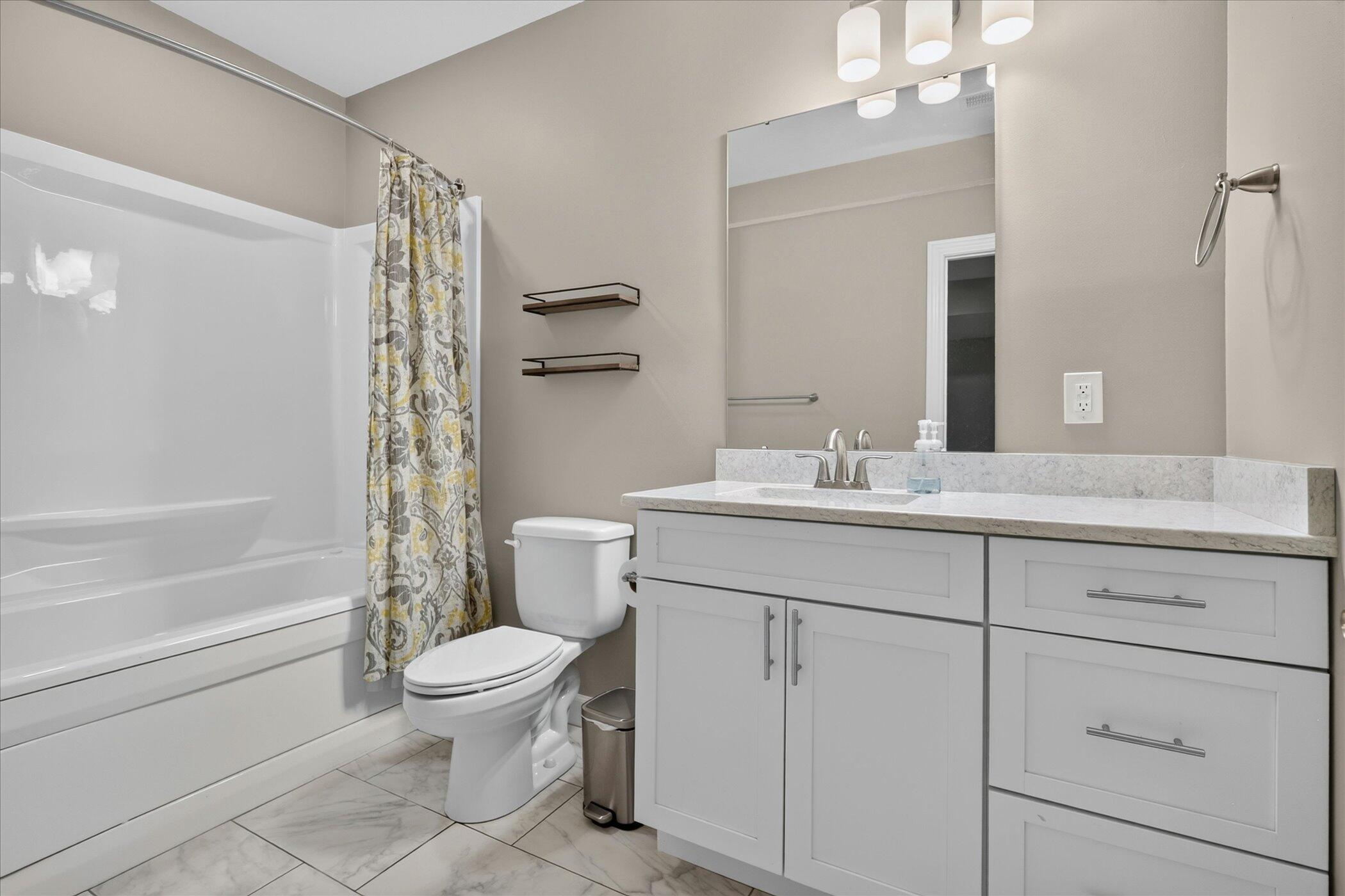 69914 Roy Drive Edwardsburg MI 49112