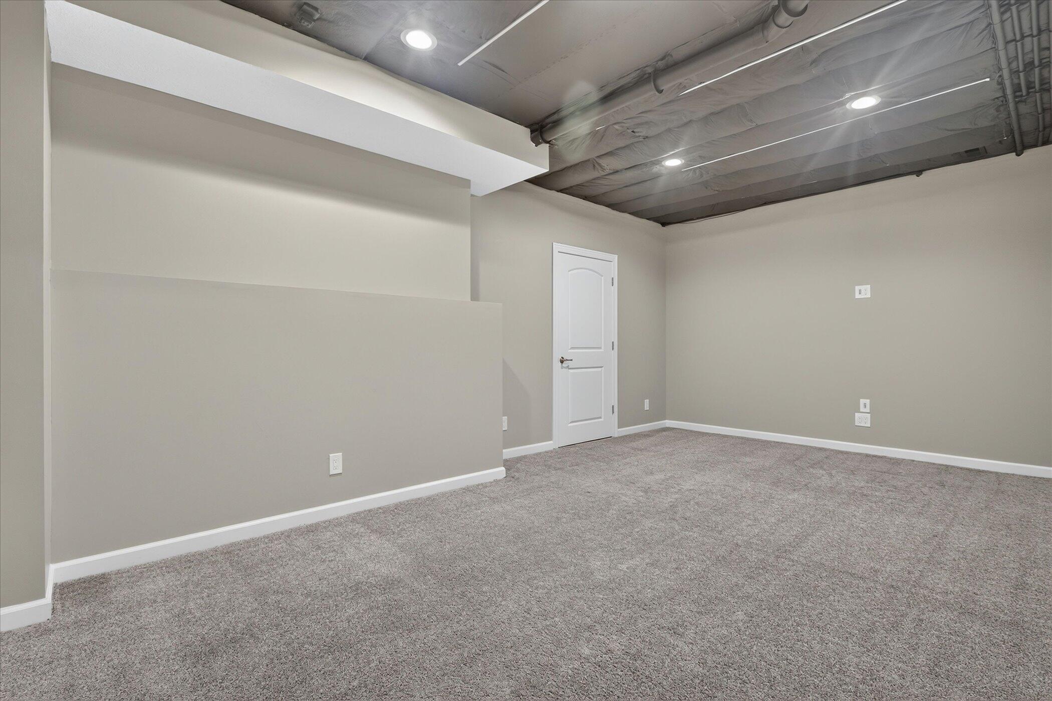 69914 Roy Drive Edwardsburg MI 49112