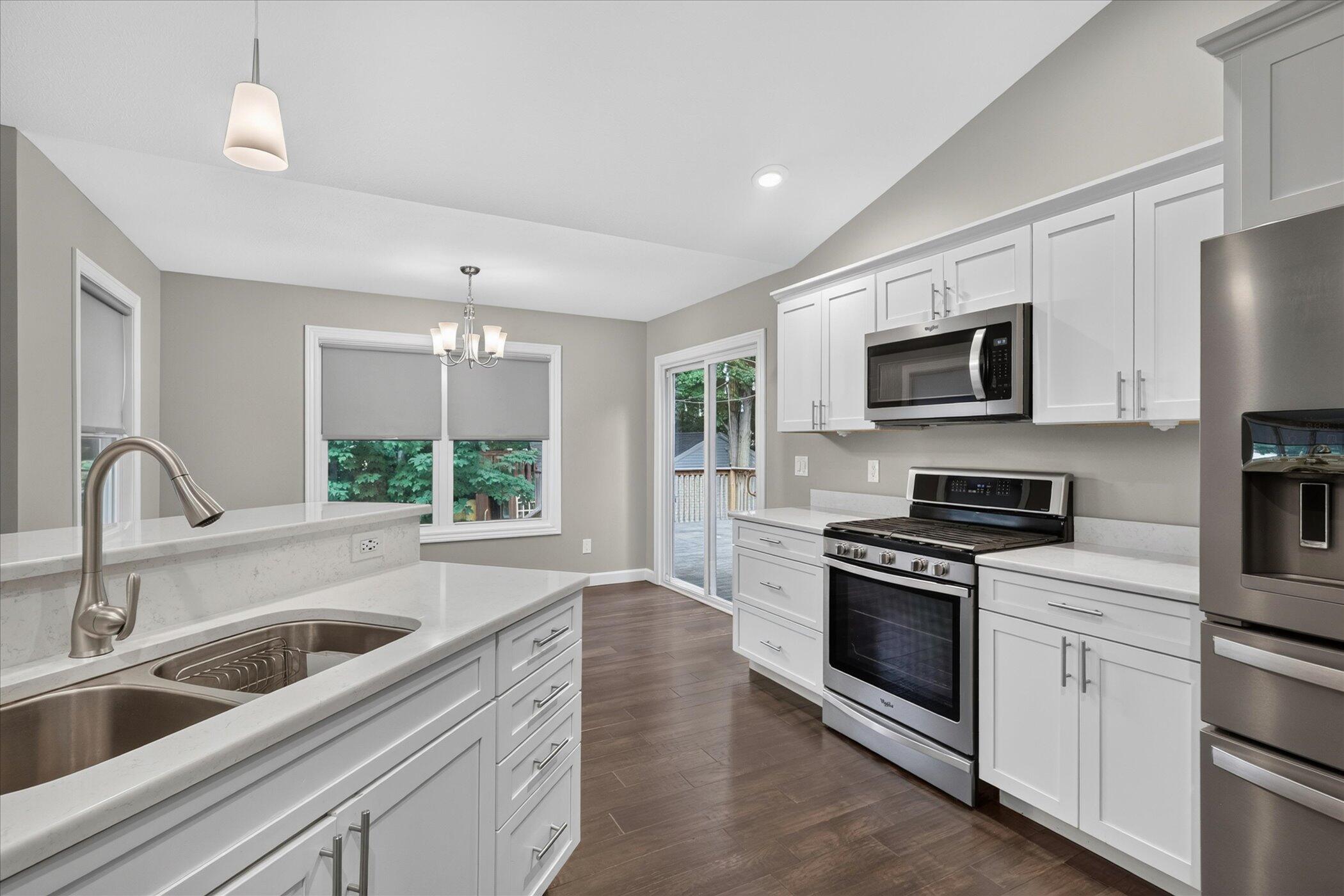 69914 Roy Drive Edwardsburg MI 49112
