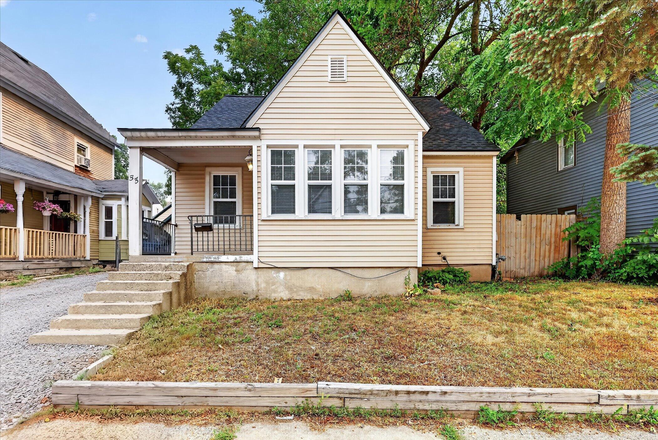55 Elm Street SW Grand Rapids MI 49507