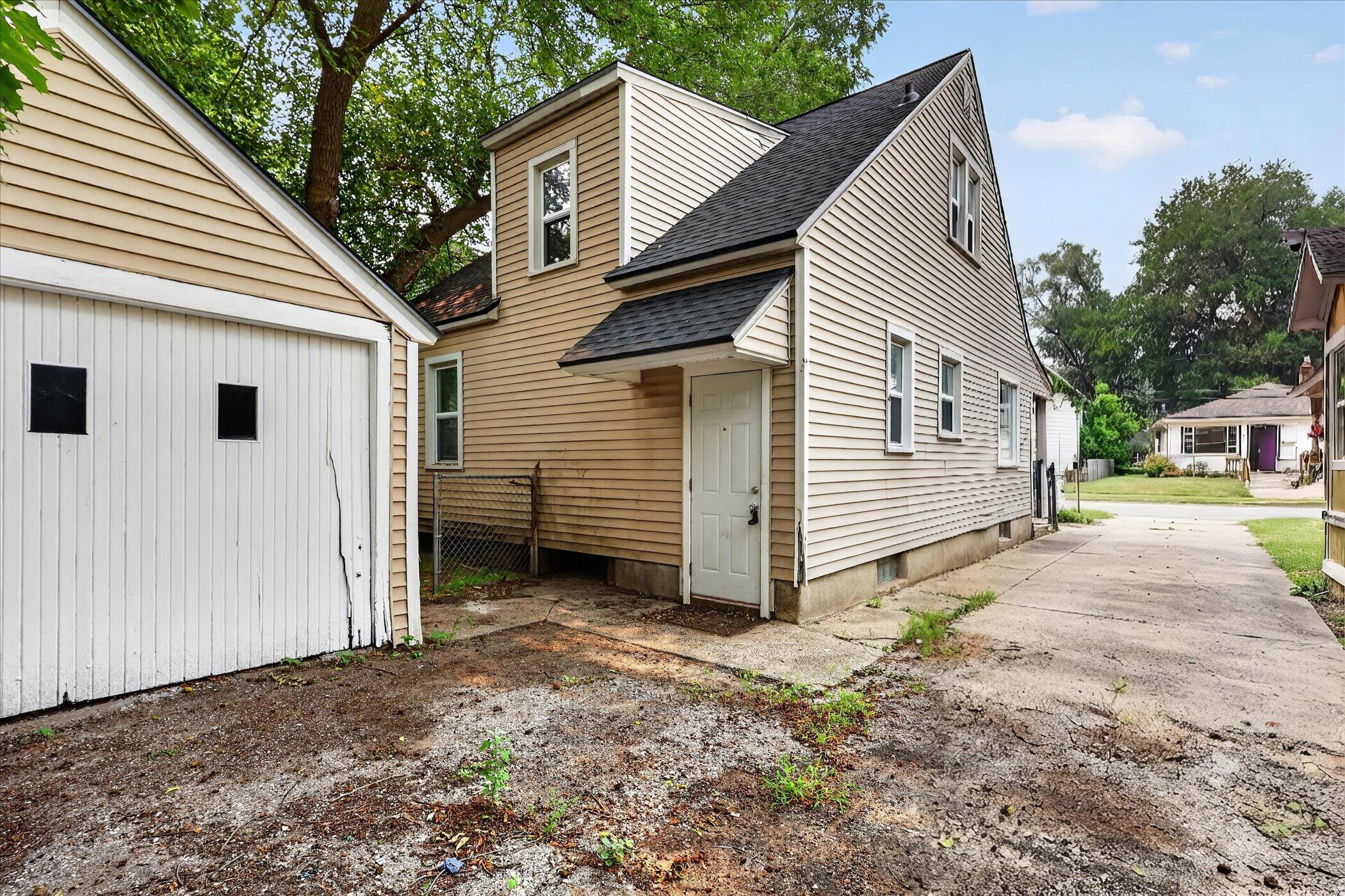 55 Elm Street SW Grand Rapids MI 49507
