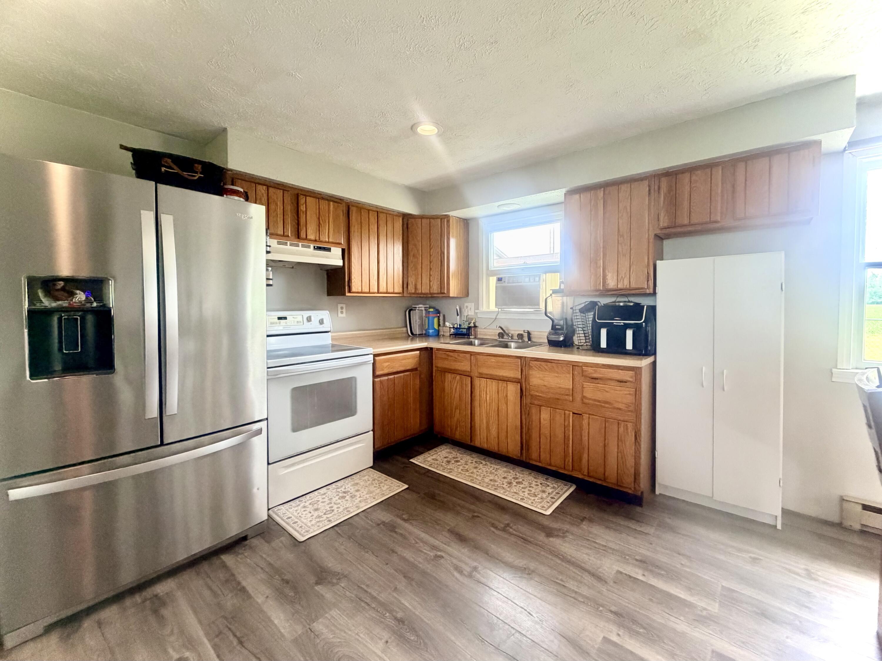 28644 Elm Street Dowagiac MI 49047
