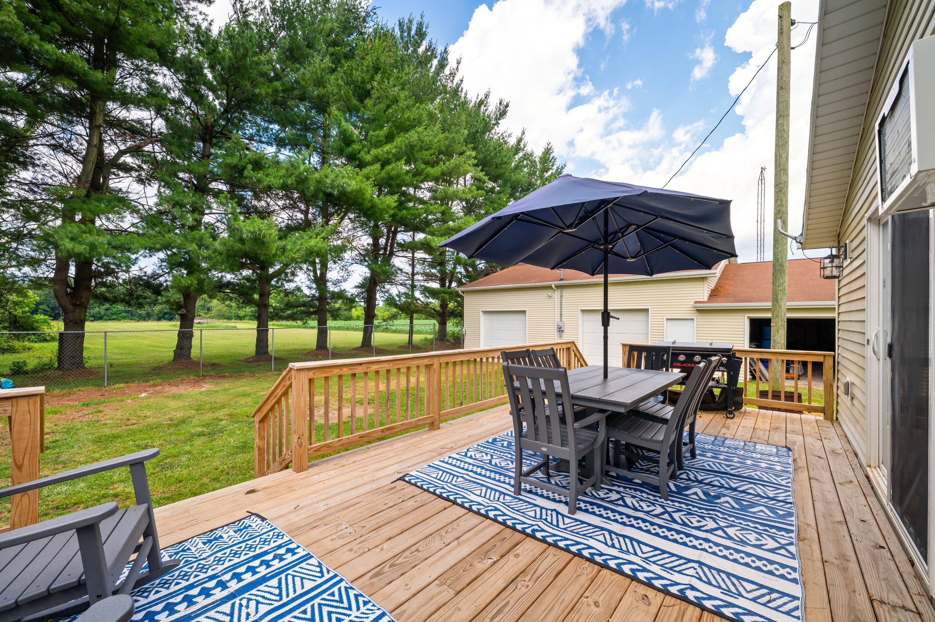 28644 Elm Street Dowagiac MI 49047