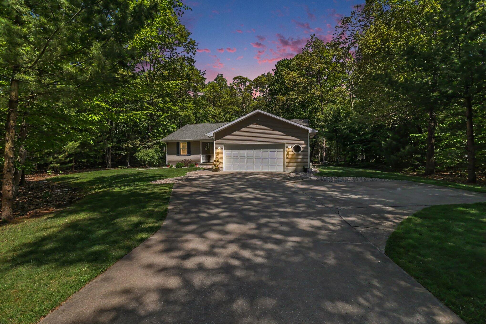 6544 W Forest Edge Drive Ludington MI 49431