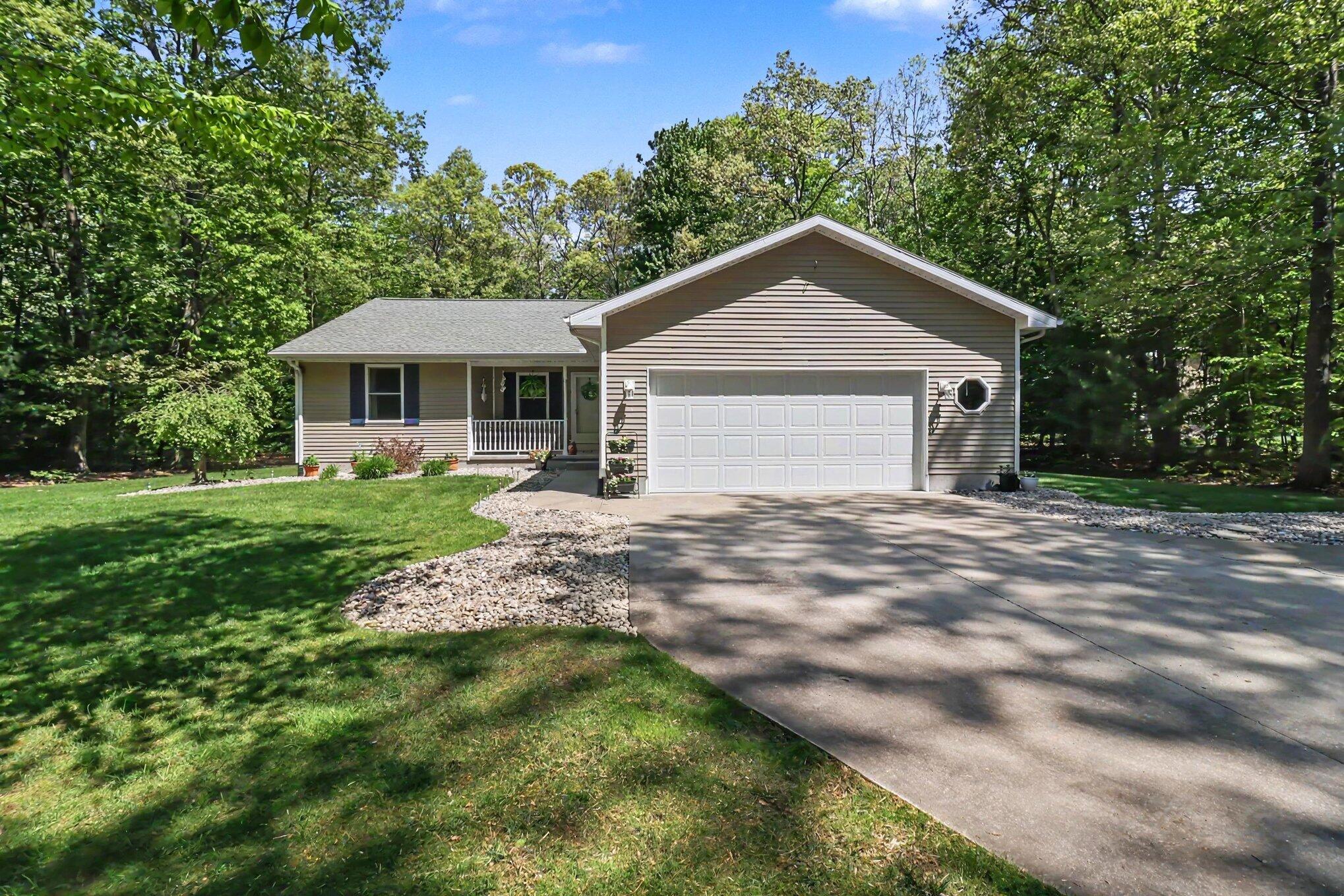 6544 W Forest Edge Drive Ludington MI 49431