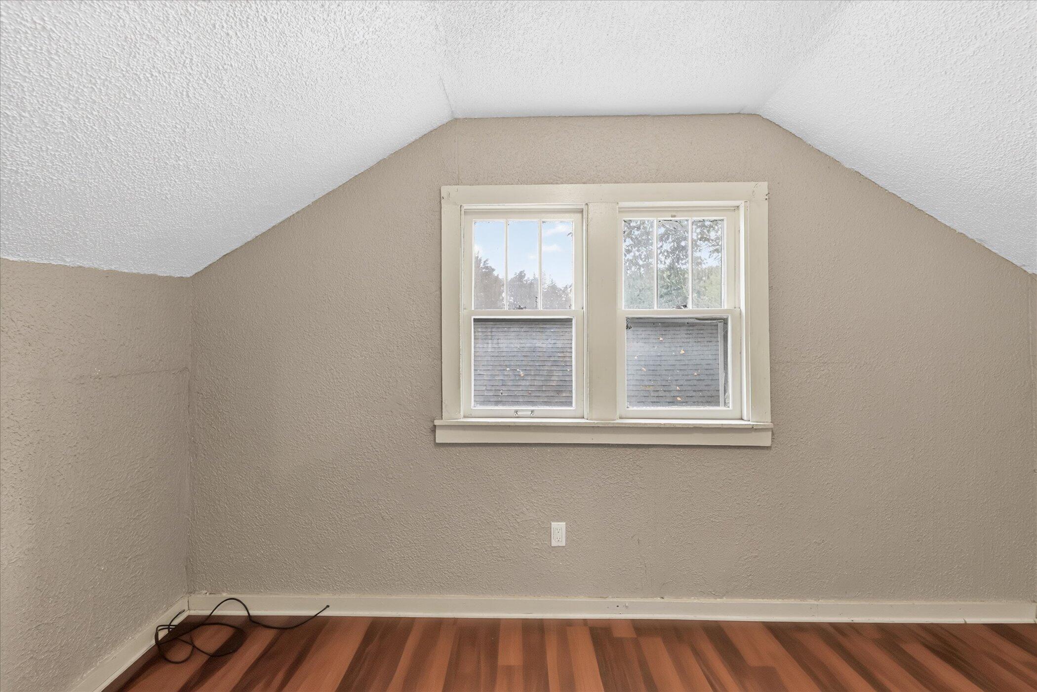 813 Hoffman Court Kalamazoo MI 49007