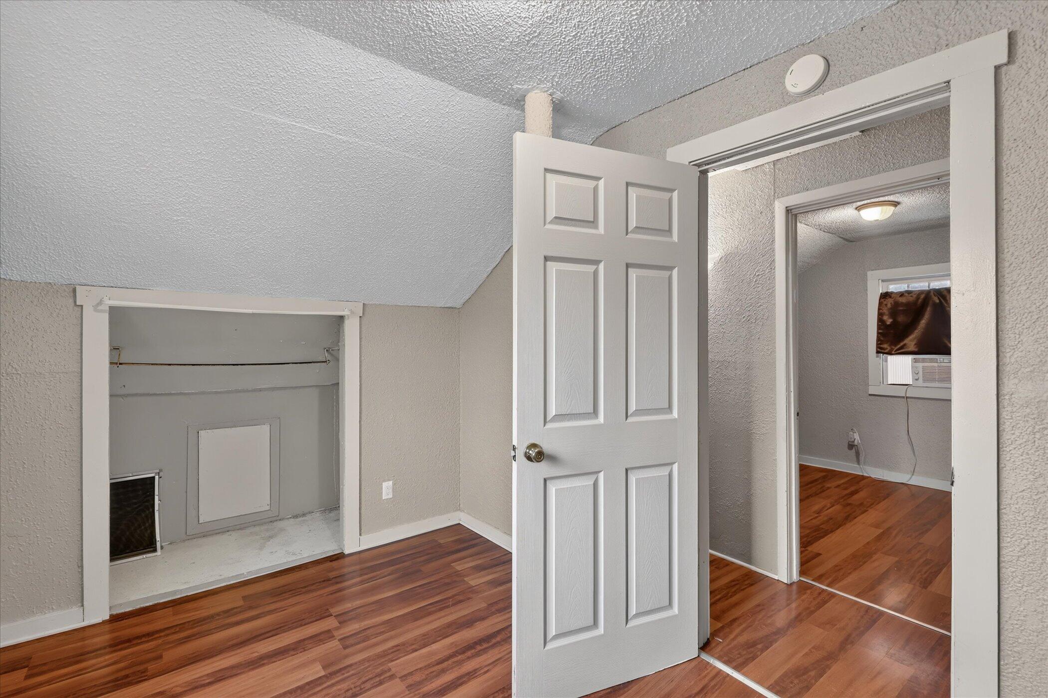 813 Hoffman Court Kalamazoo MI 49007