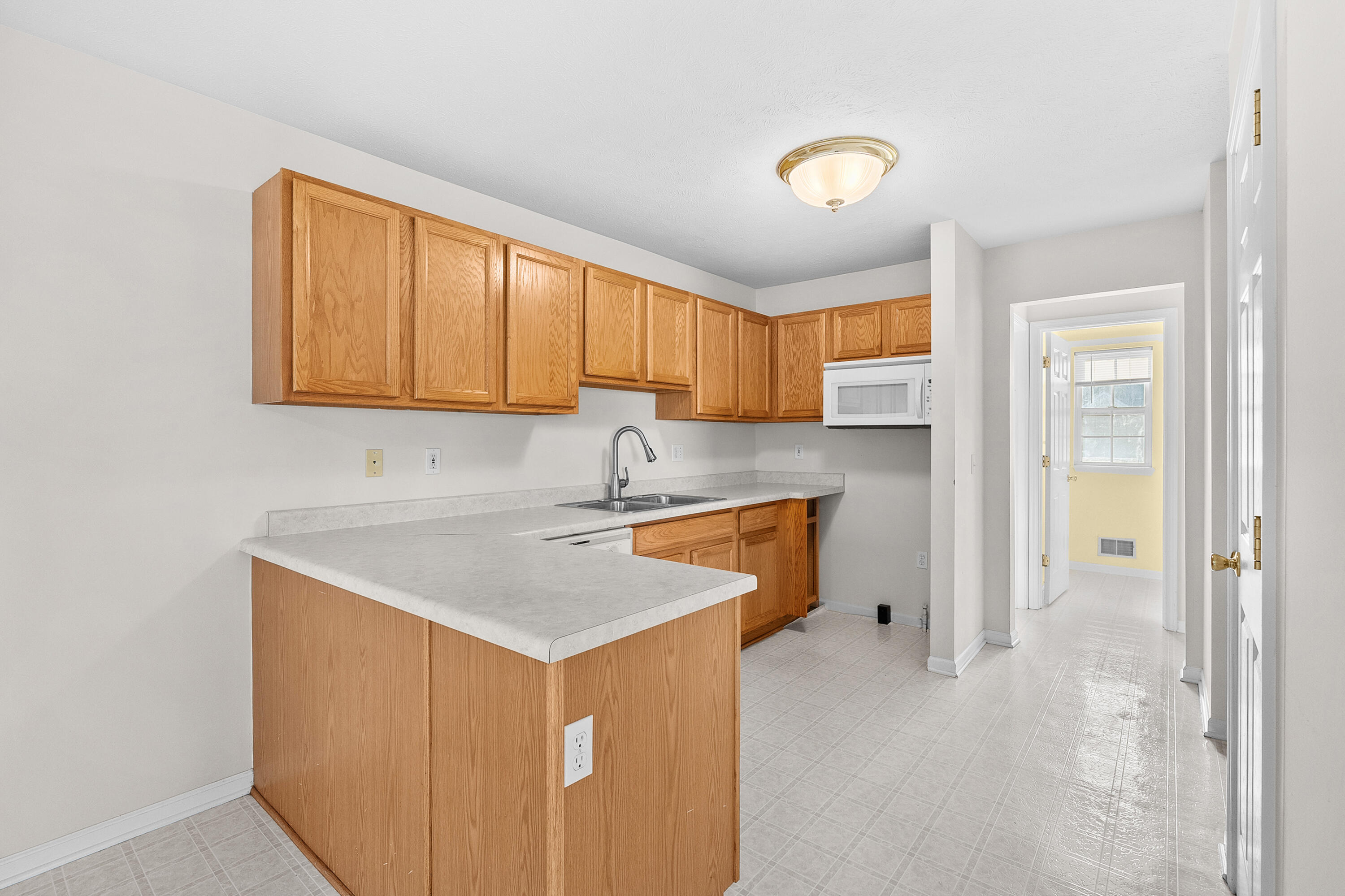 2960 Valley Glenn Circle Kalamazoo MI 49004