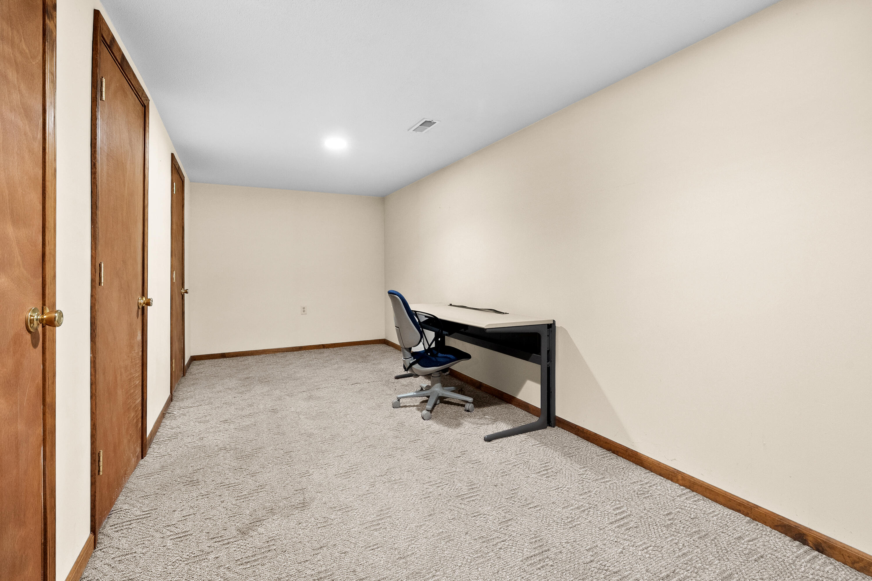 2960 Valley Glenn Circle Kalamazoo MI 49004