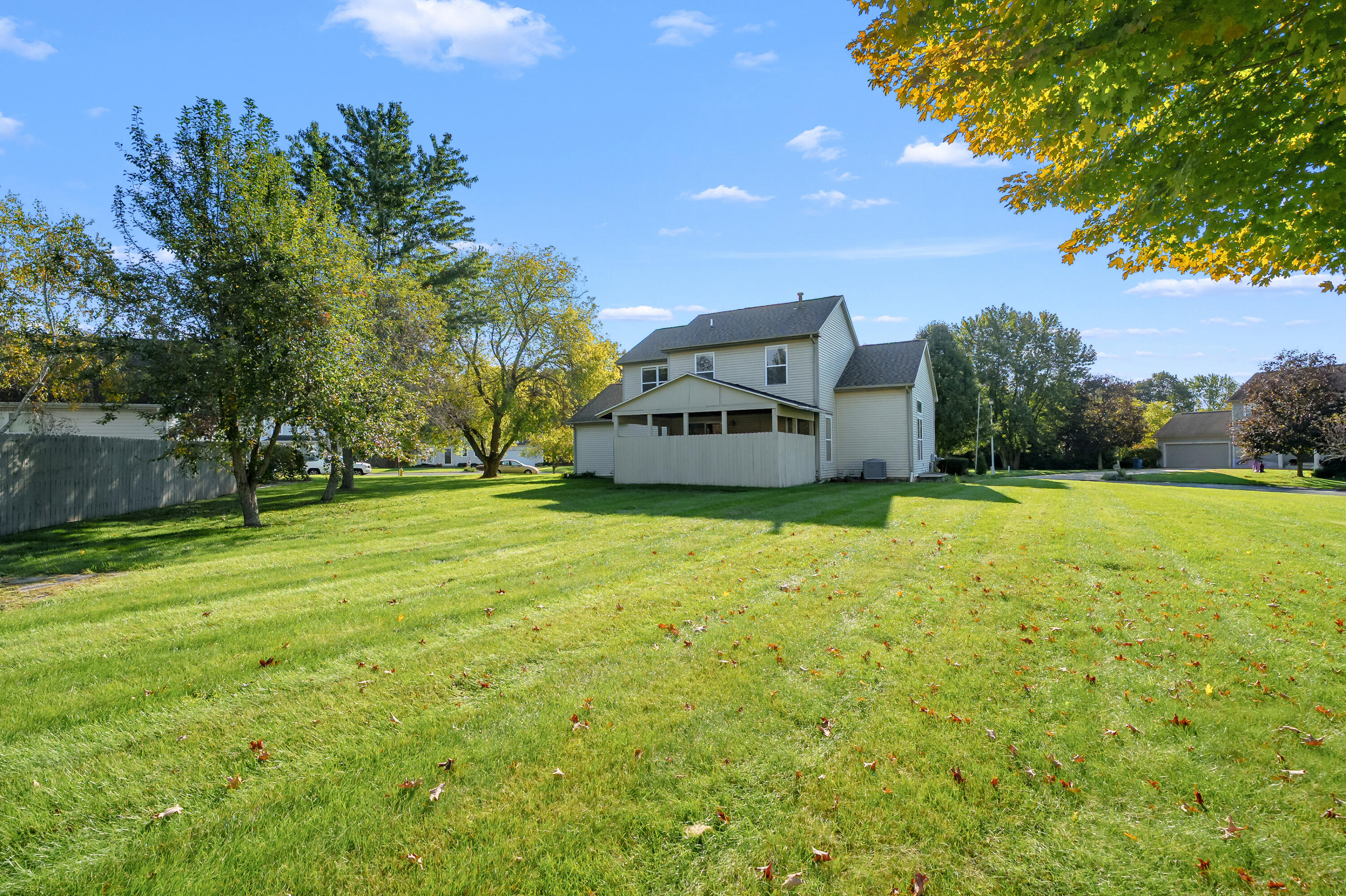 2960 Valley Glenn Circle Kalamazoo MI 49004