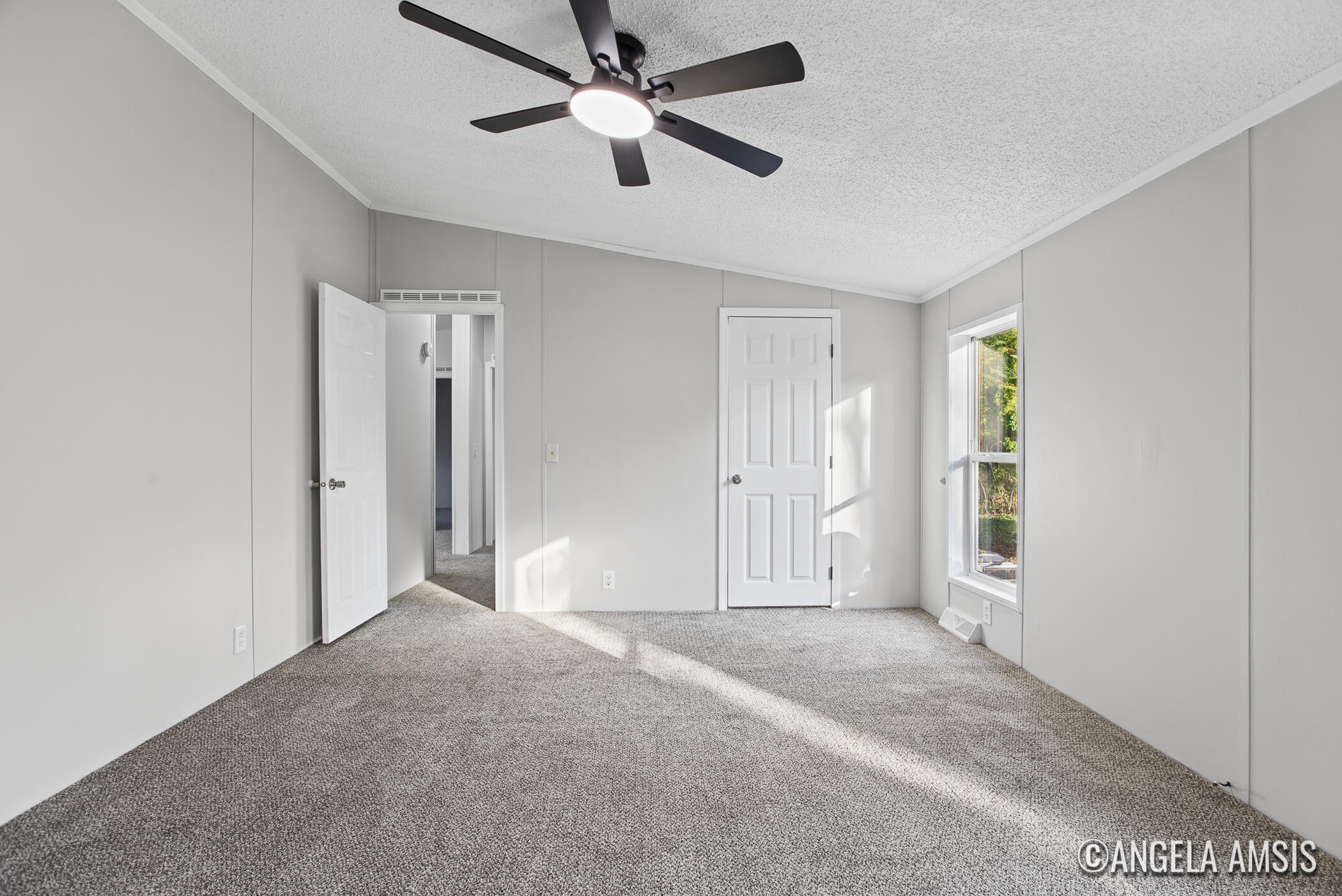 62 60th Street SW Grand Rapids MI 49548