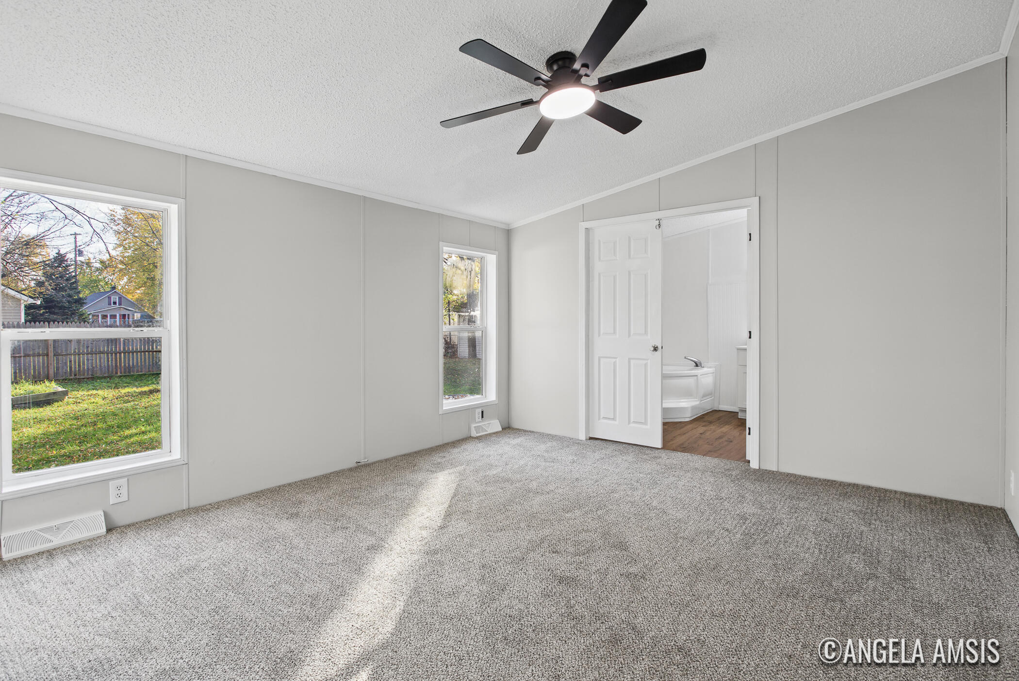 62 60th Street SW Grand Rapids MI 49548