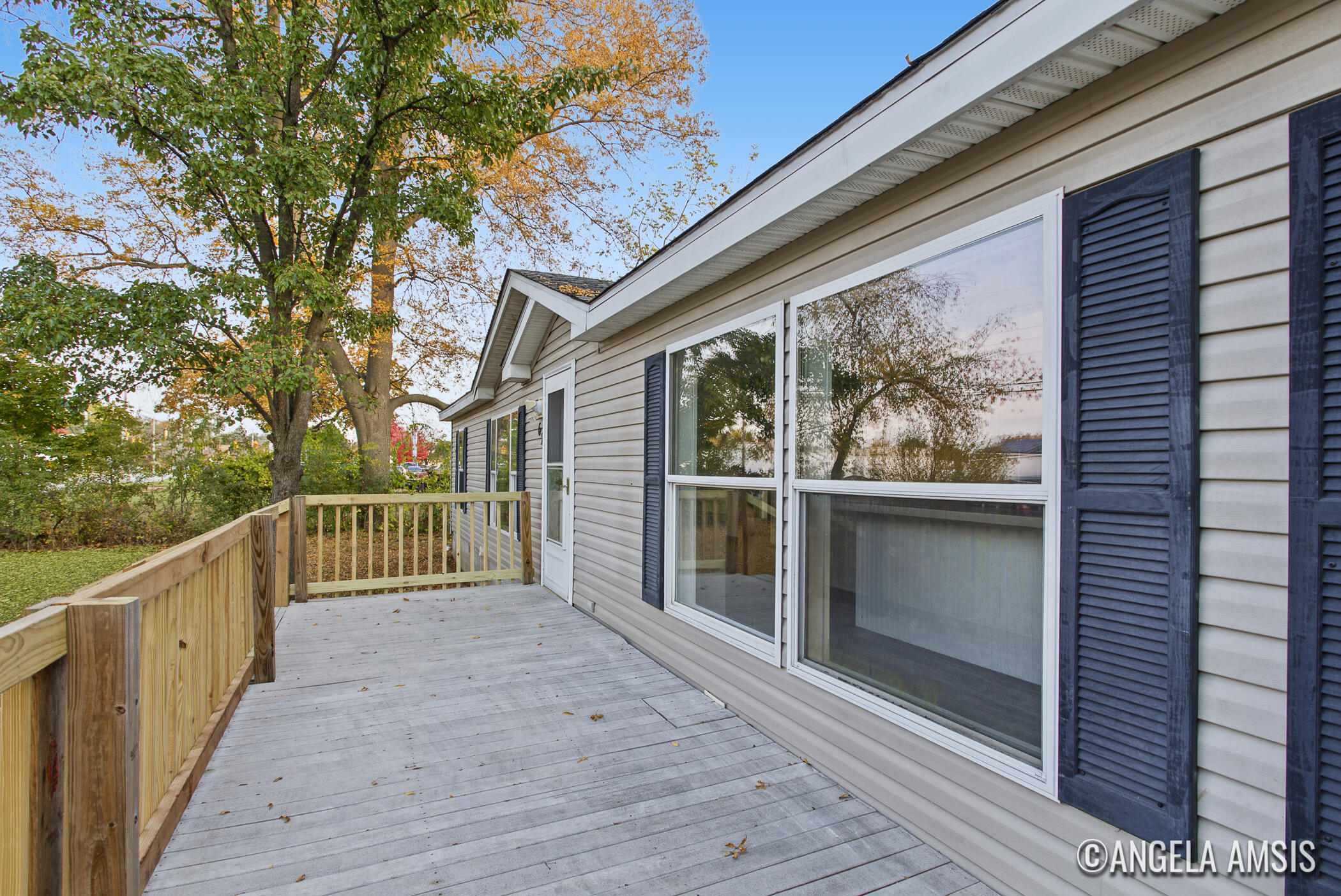 62 60th Street SW Grand Rapids MI 49548