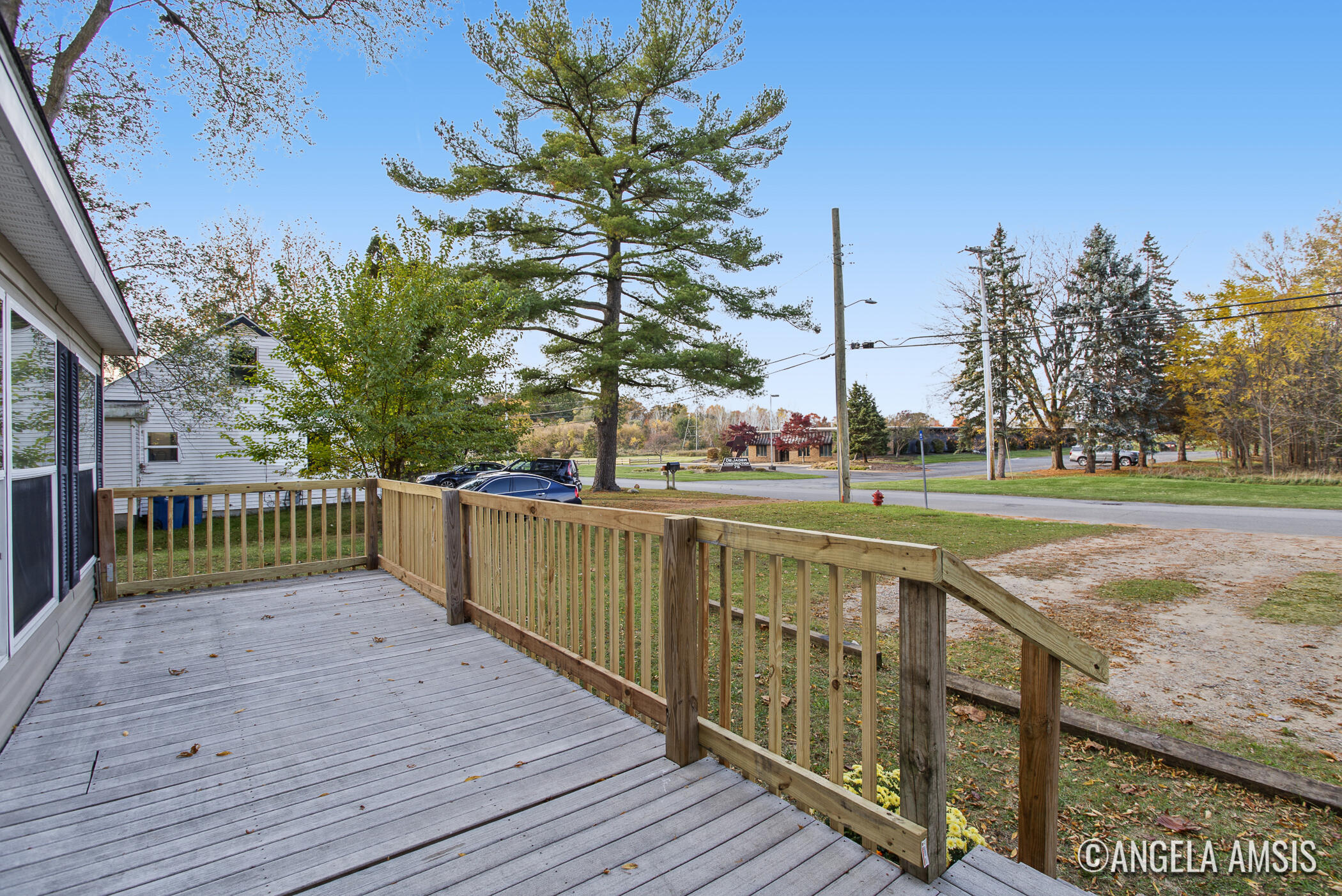 62 60th Street SW Grand Rapids MI 49548