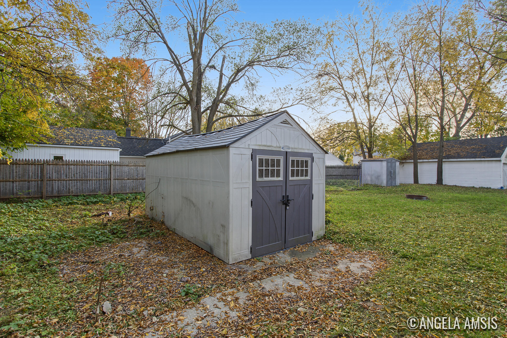 62 60th Street SW Grand Rapids MI 49548
