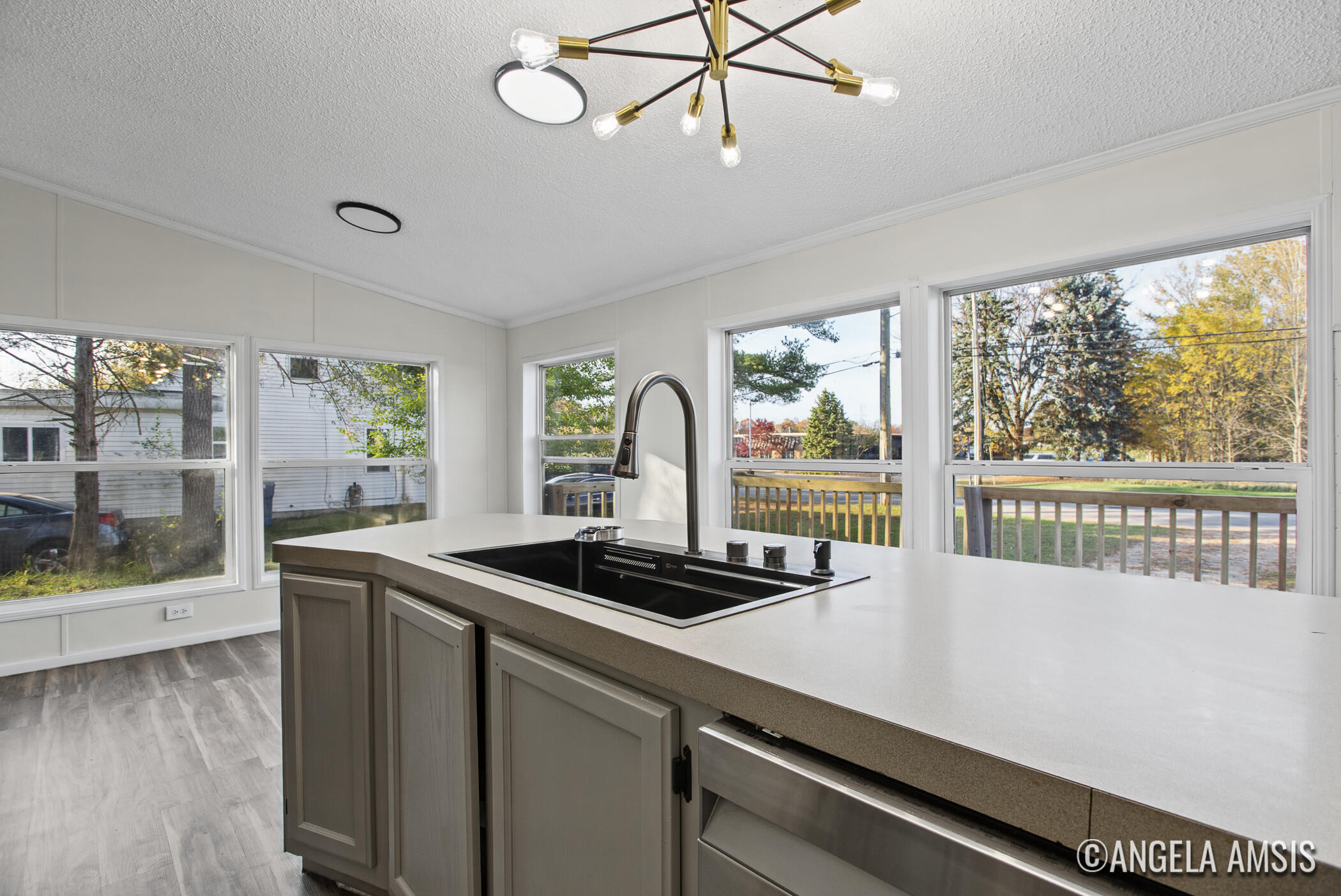 62 60th Street SW Grand Rapids MI 49548