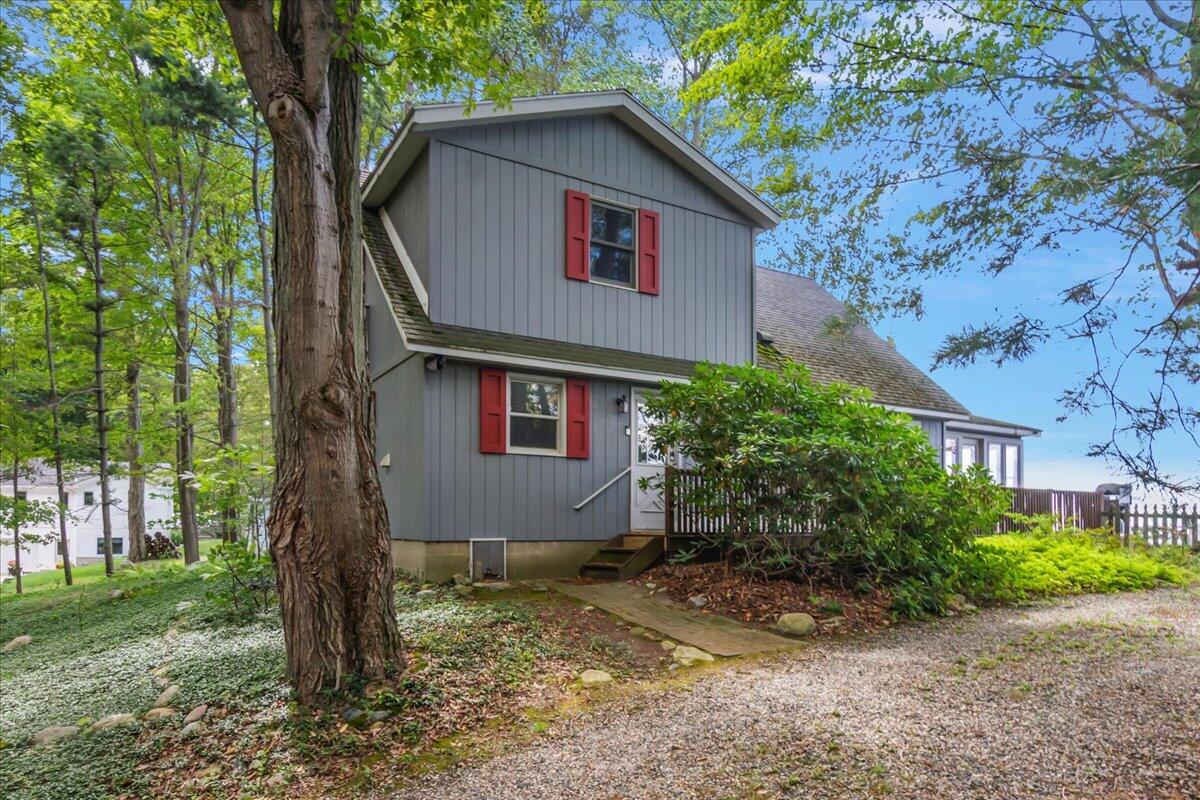 997 Lake Lane South Haven MI 49090