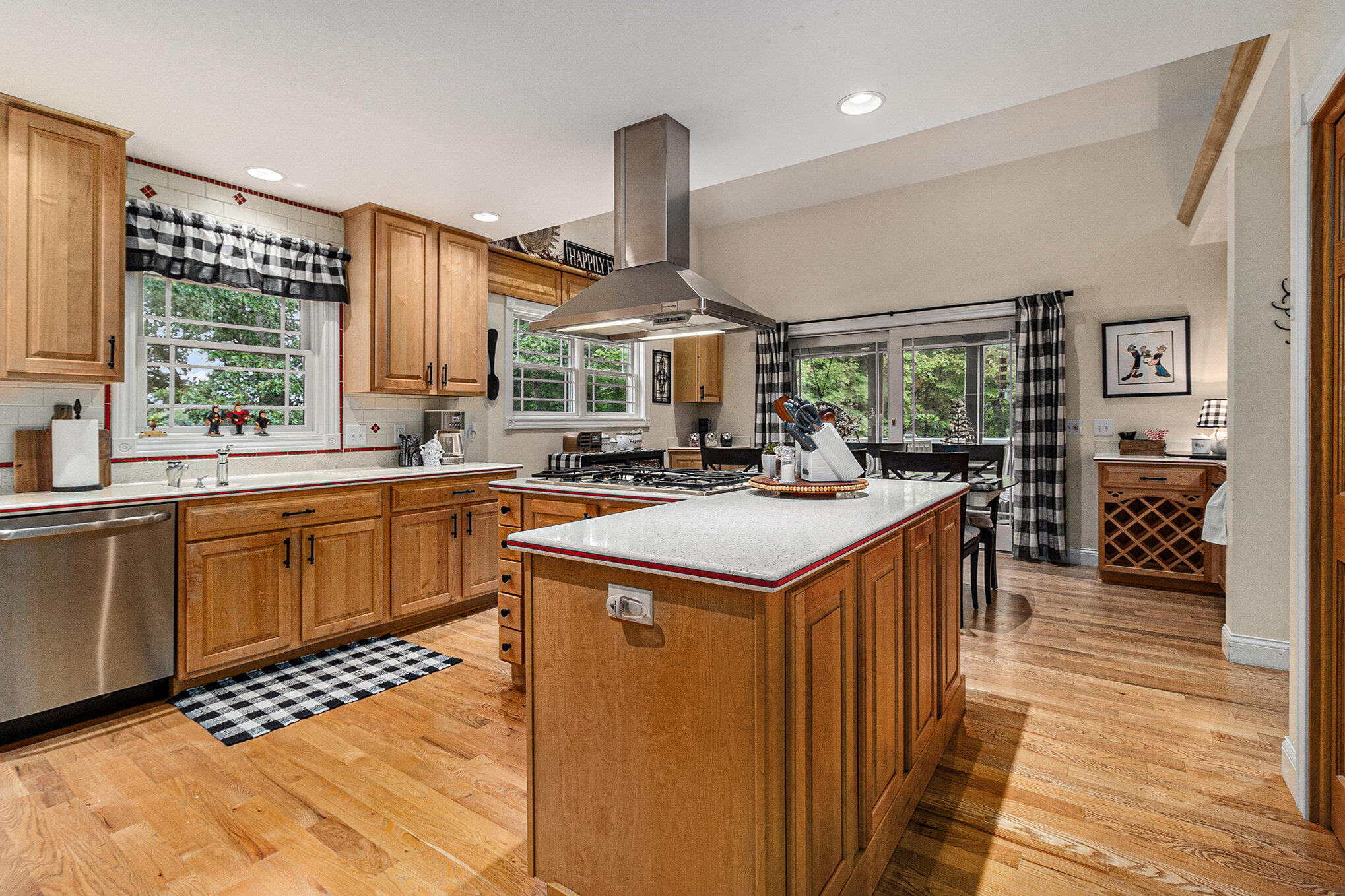 5450 W Riverside Drive Ludington MI 49431