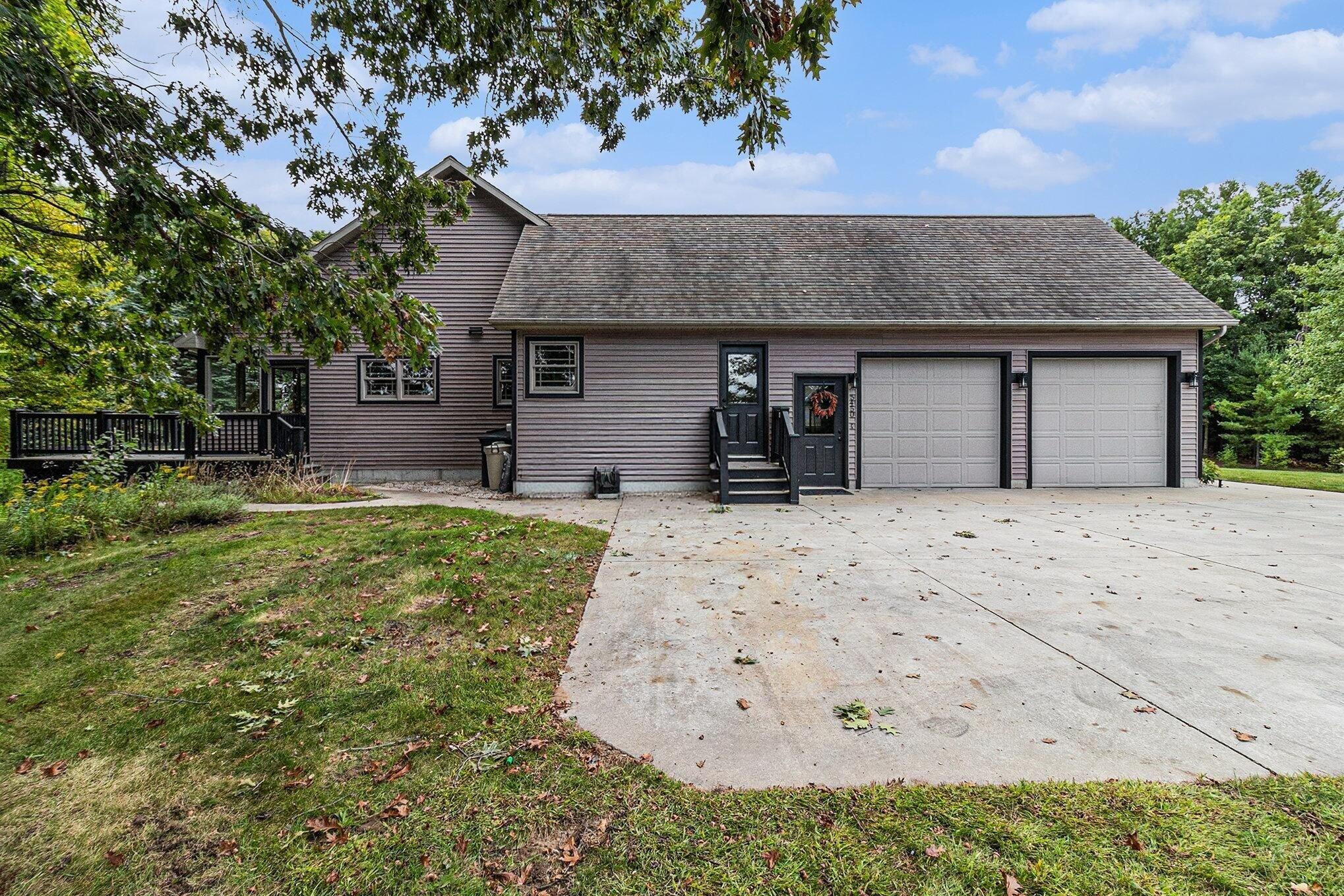 5450 W Riverside Drive Ludington MI 49431
