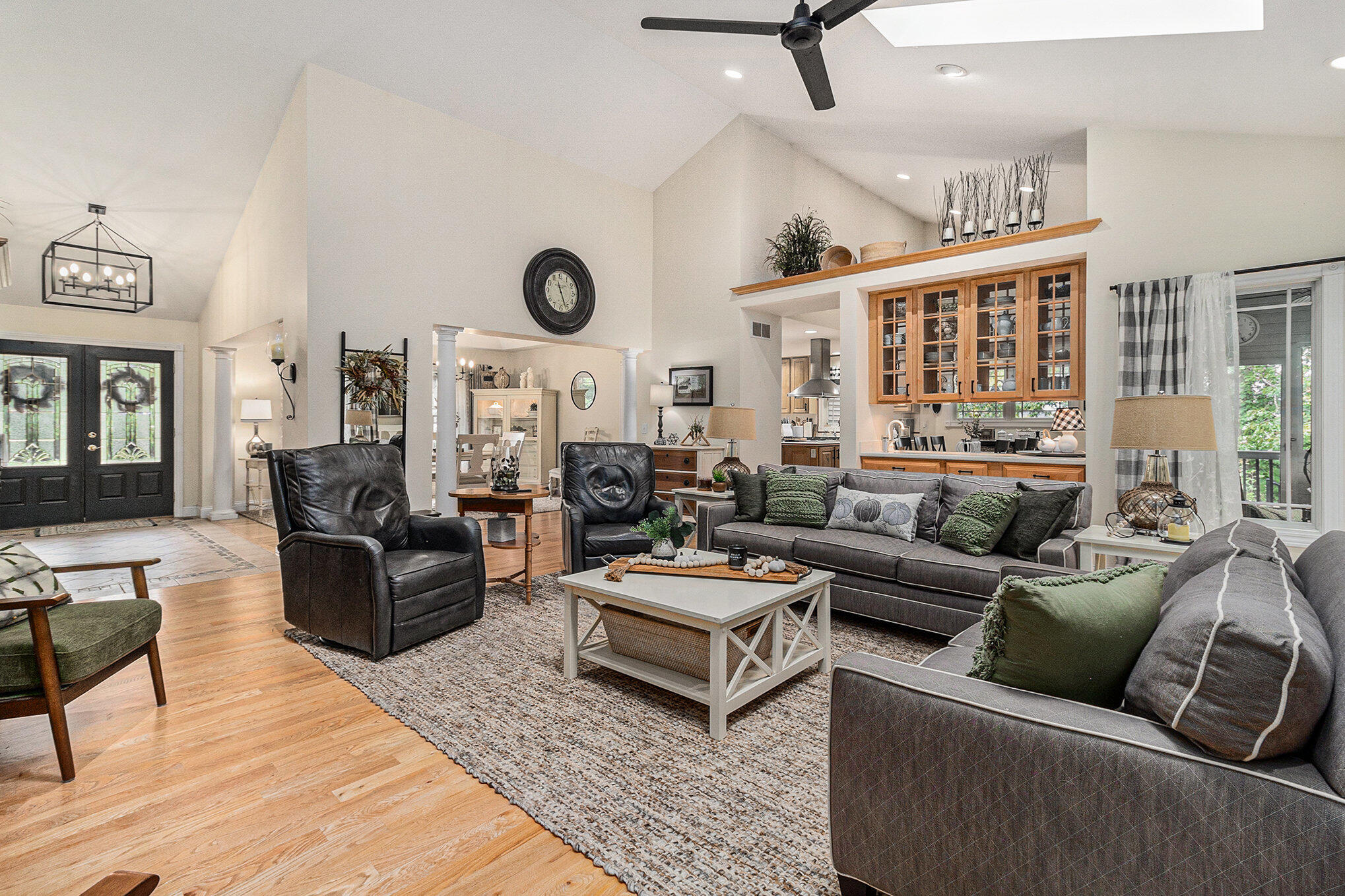 5450 W Riverside Drive Ludington MI 49431