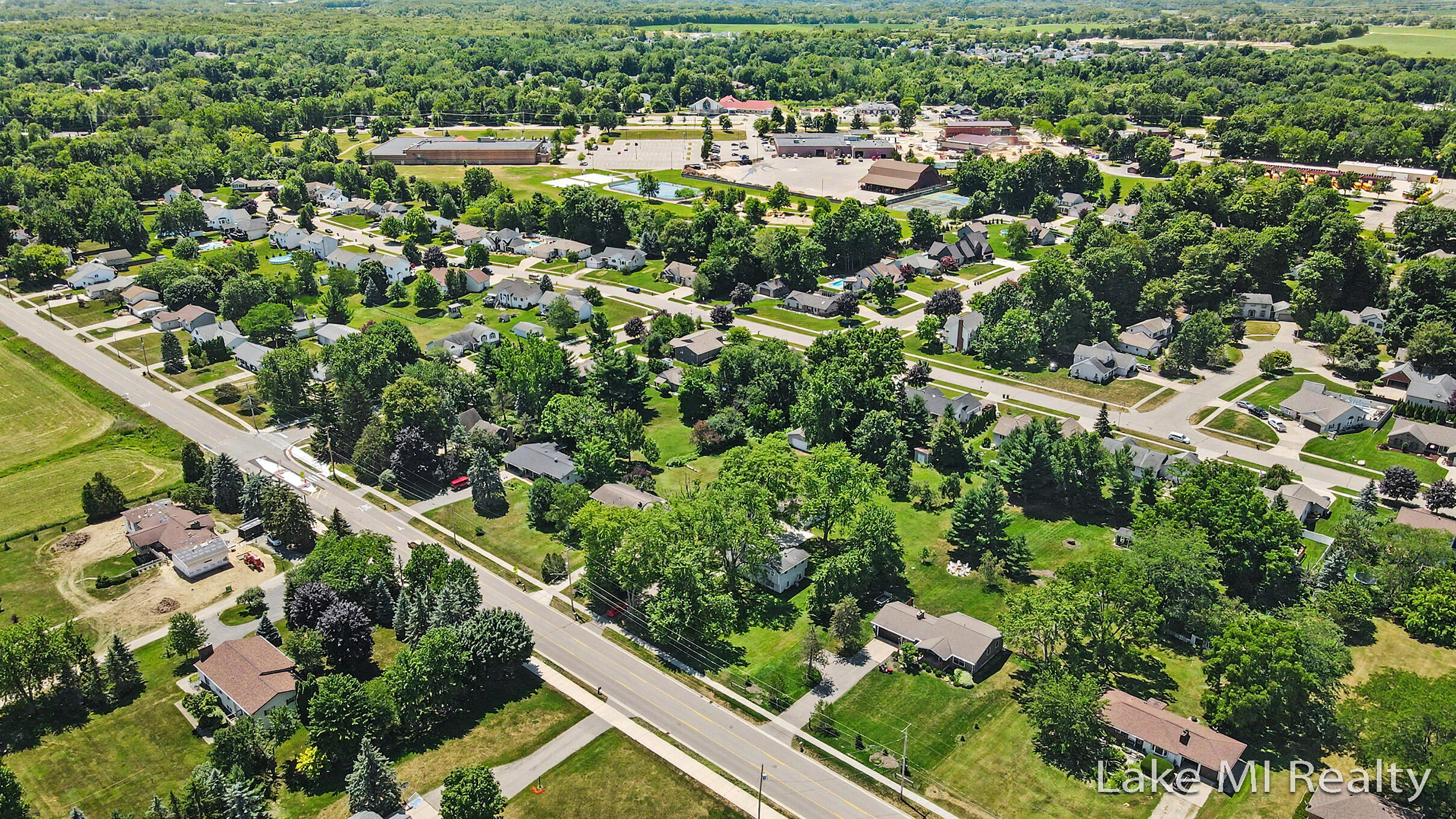 2463 Kinney Avenue NW Grand Rapids MI 49534