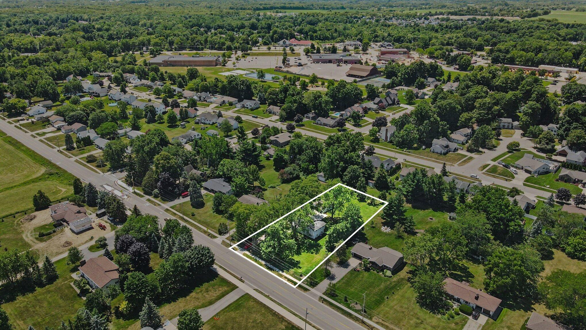2463 Kinney Avenue NW Grand Rapids MI 49534