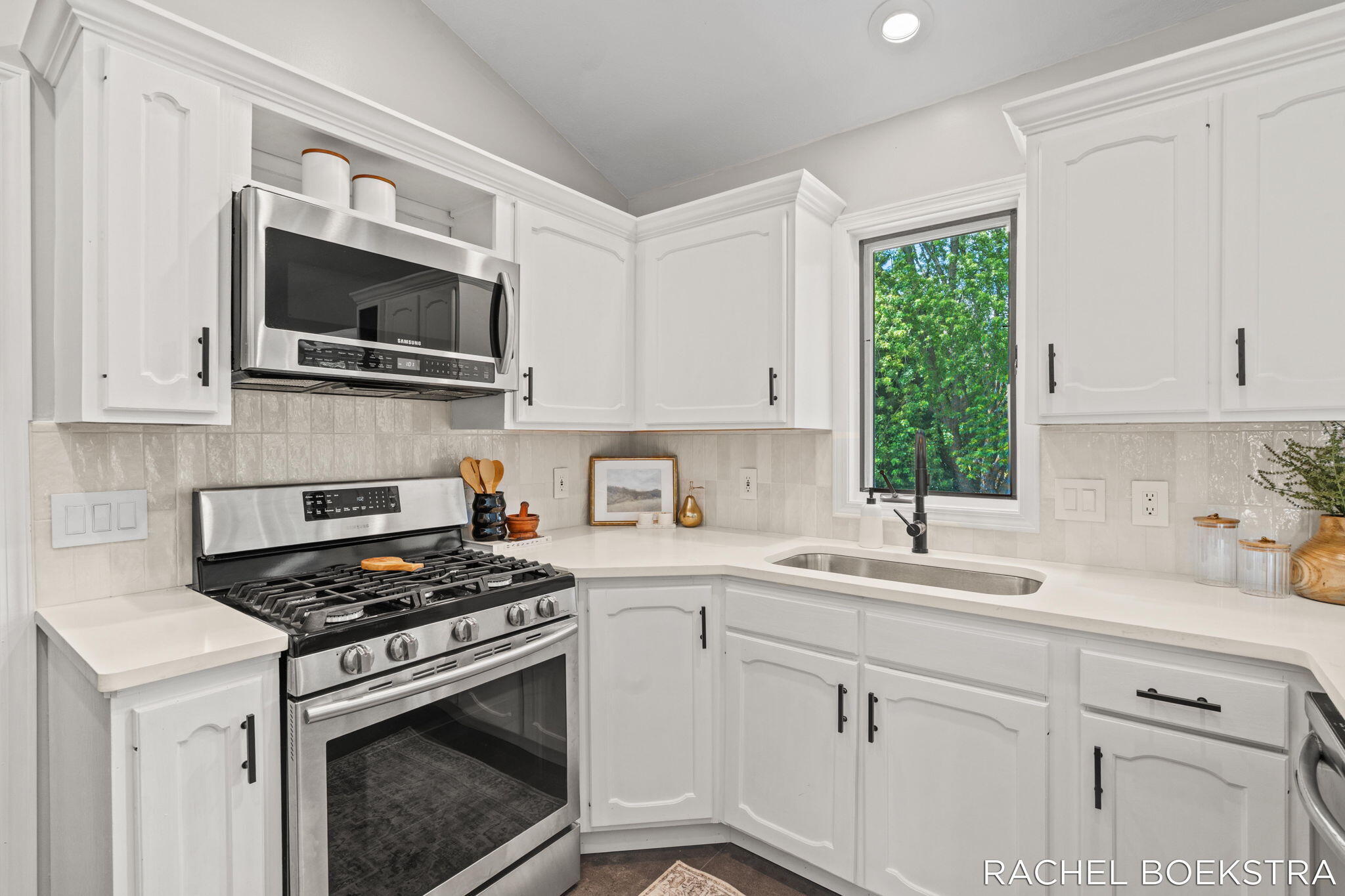 9271 Hessler Drive NE Rockford MI 49341