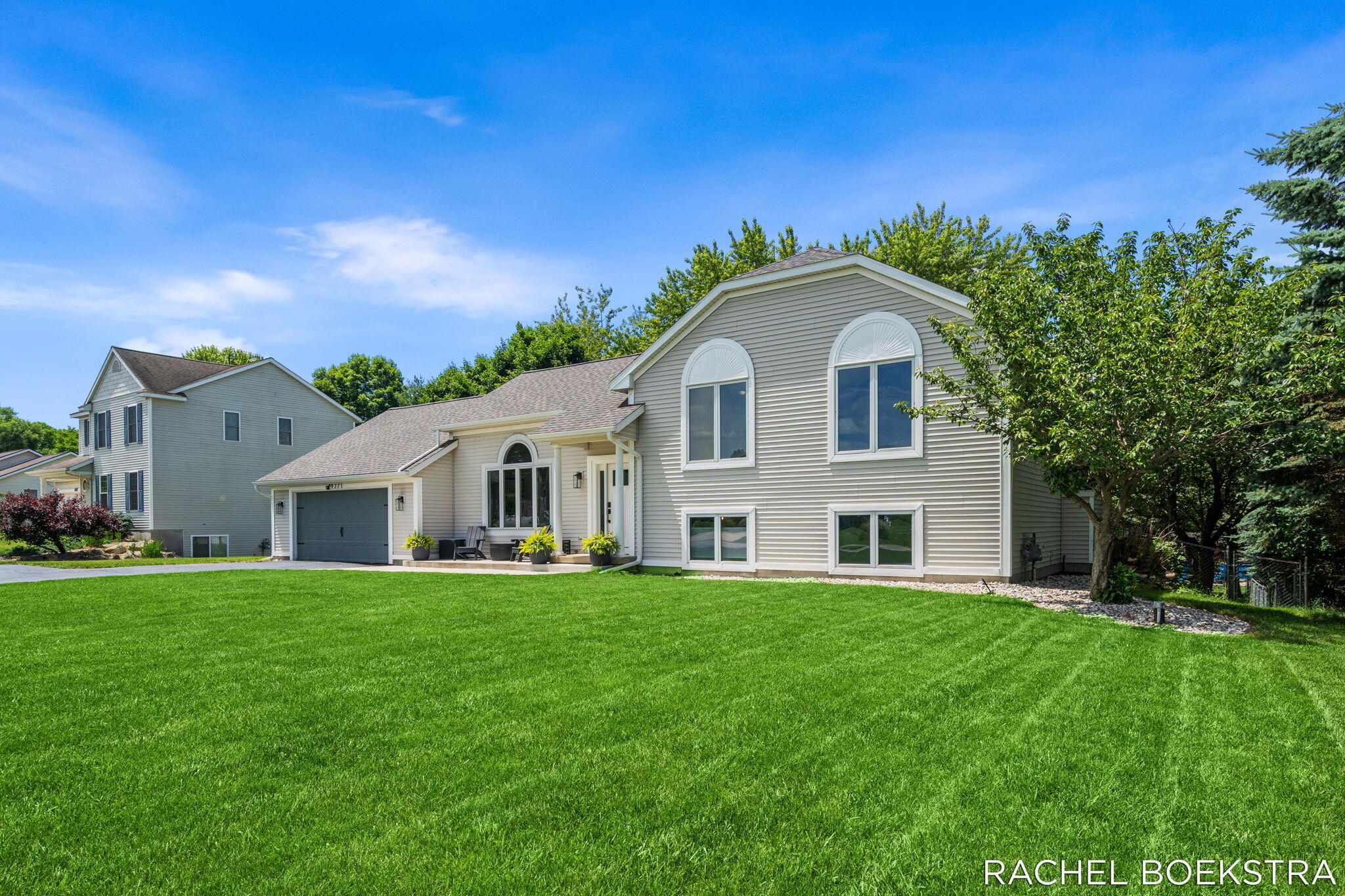 9271 Hessler Drive NE Rockford MI 49341