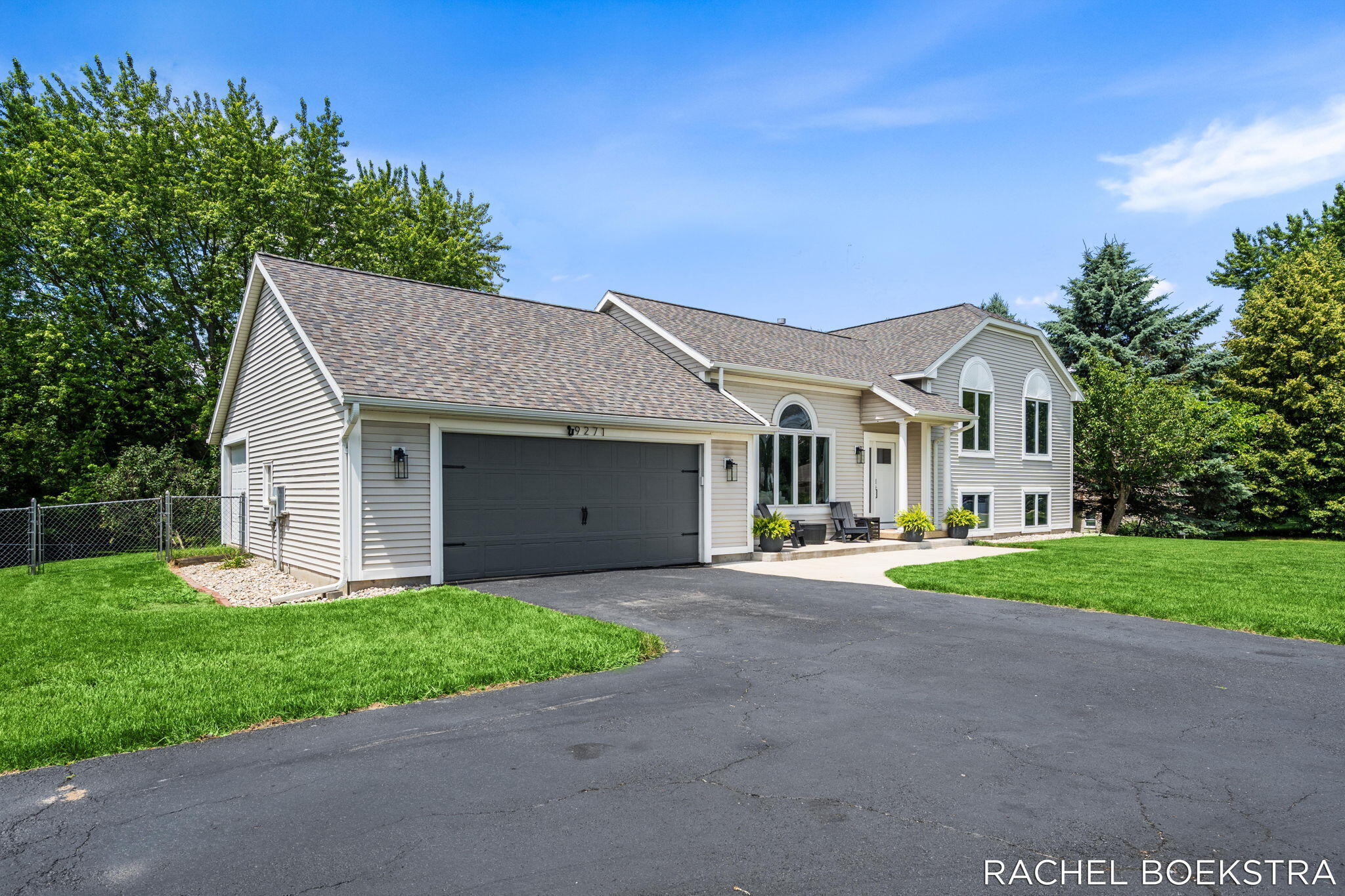9271 Hessler Drive NE Rockford MI 49341