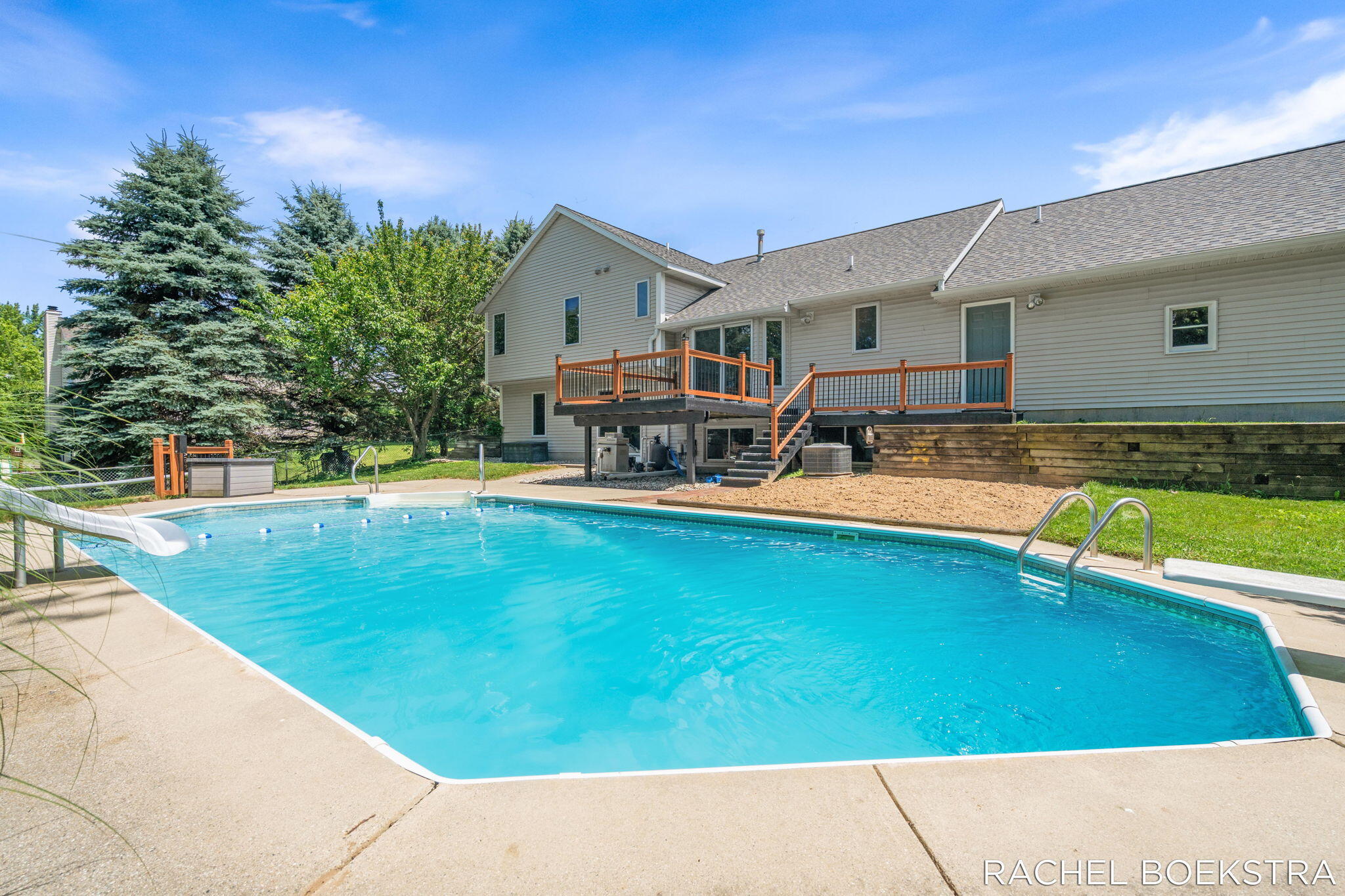 9271 Hessler Drive NE Rockford MI 49341