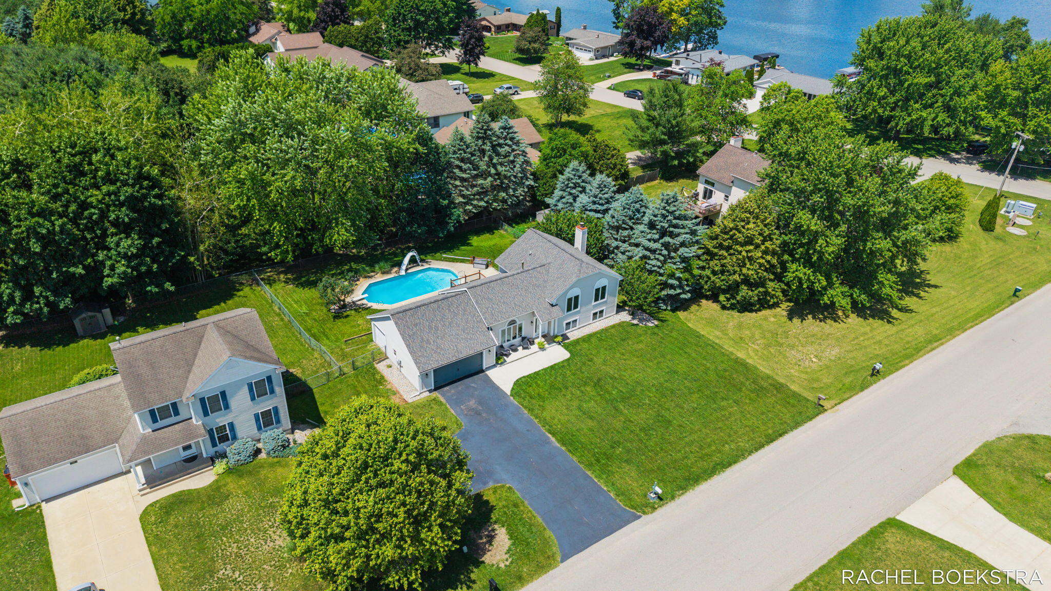 9271 Hessler Drive NE Rockford MI 49341
