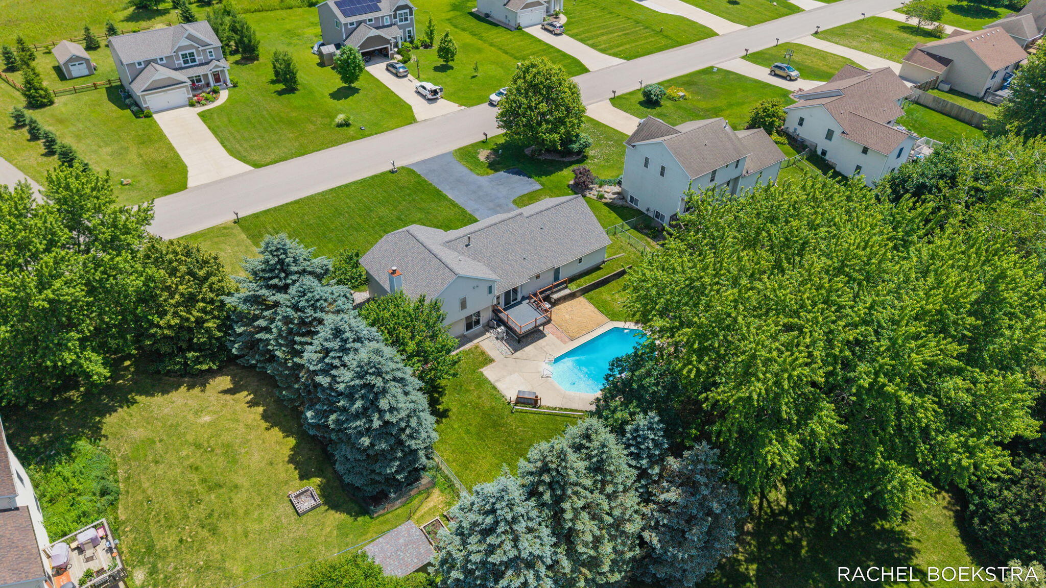 9271 Hessler Drive NE Rockford MI 49341