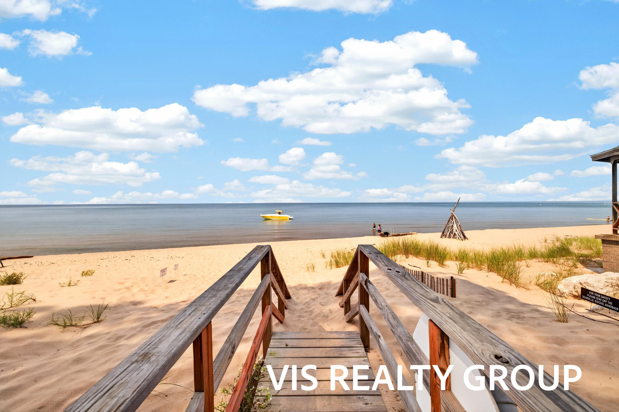 18221 Holcomb Hills Road Grand Haven MI 49417