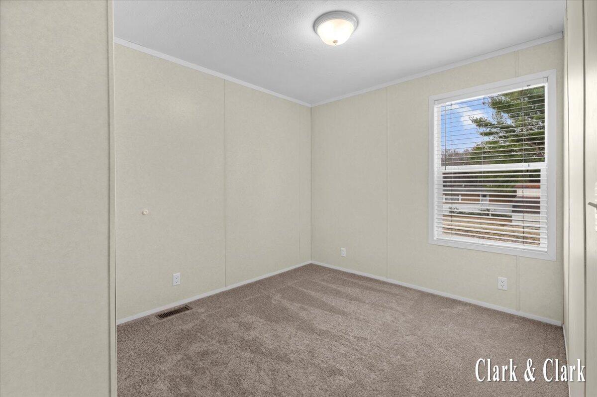6900 Knottypine Street NE Rockford MI 49341