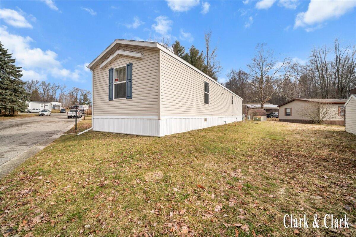 6900 Knottypine Street NE Rockford MI 49341