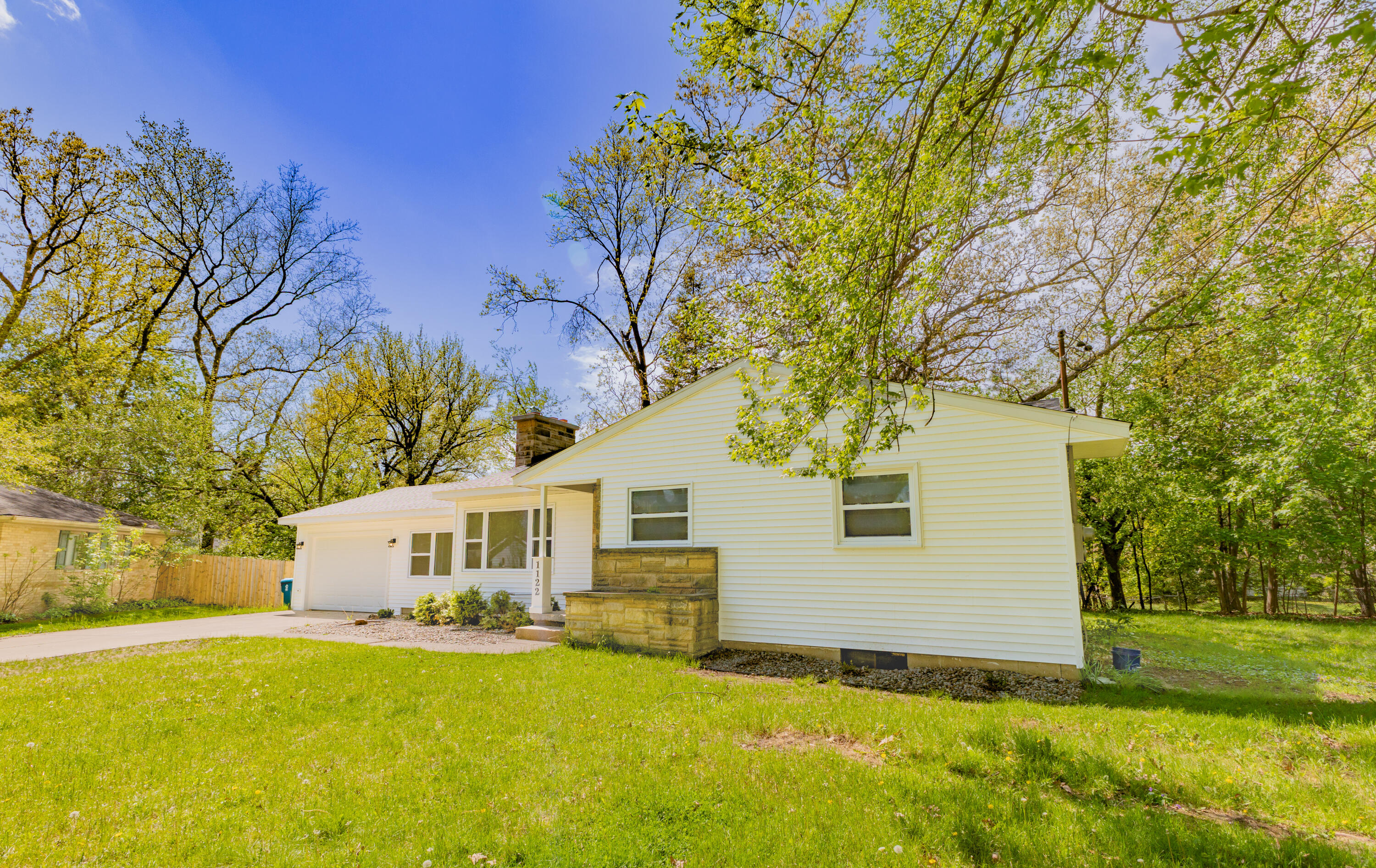 1122 Lynn Avenue Kalamazoo MI 49008
