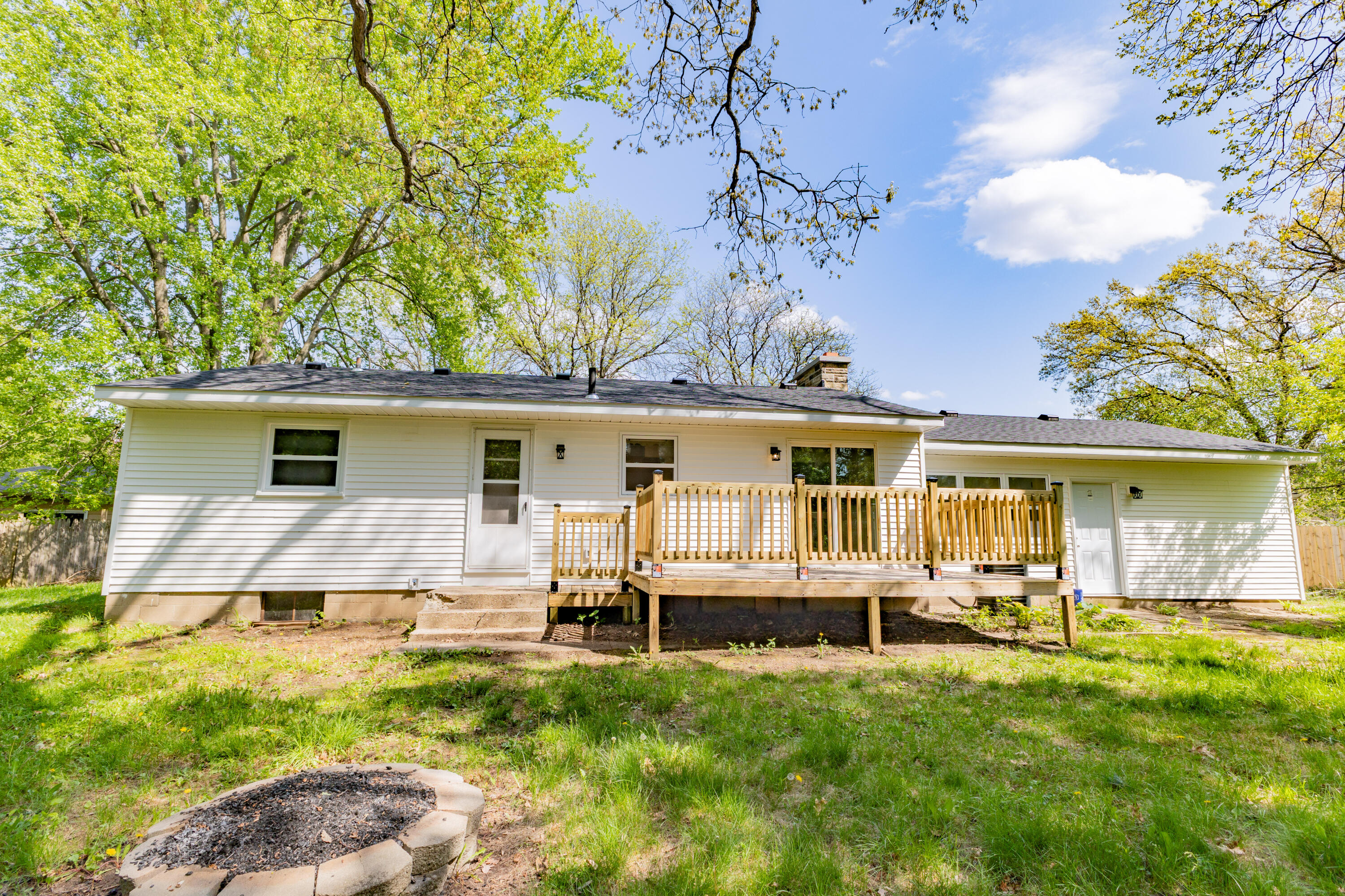1122 Lynn Avenue Kalamazoo MI 49008