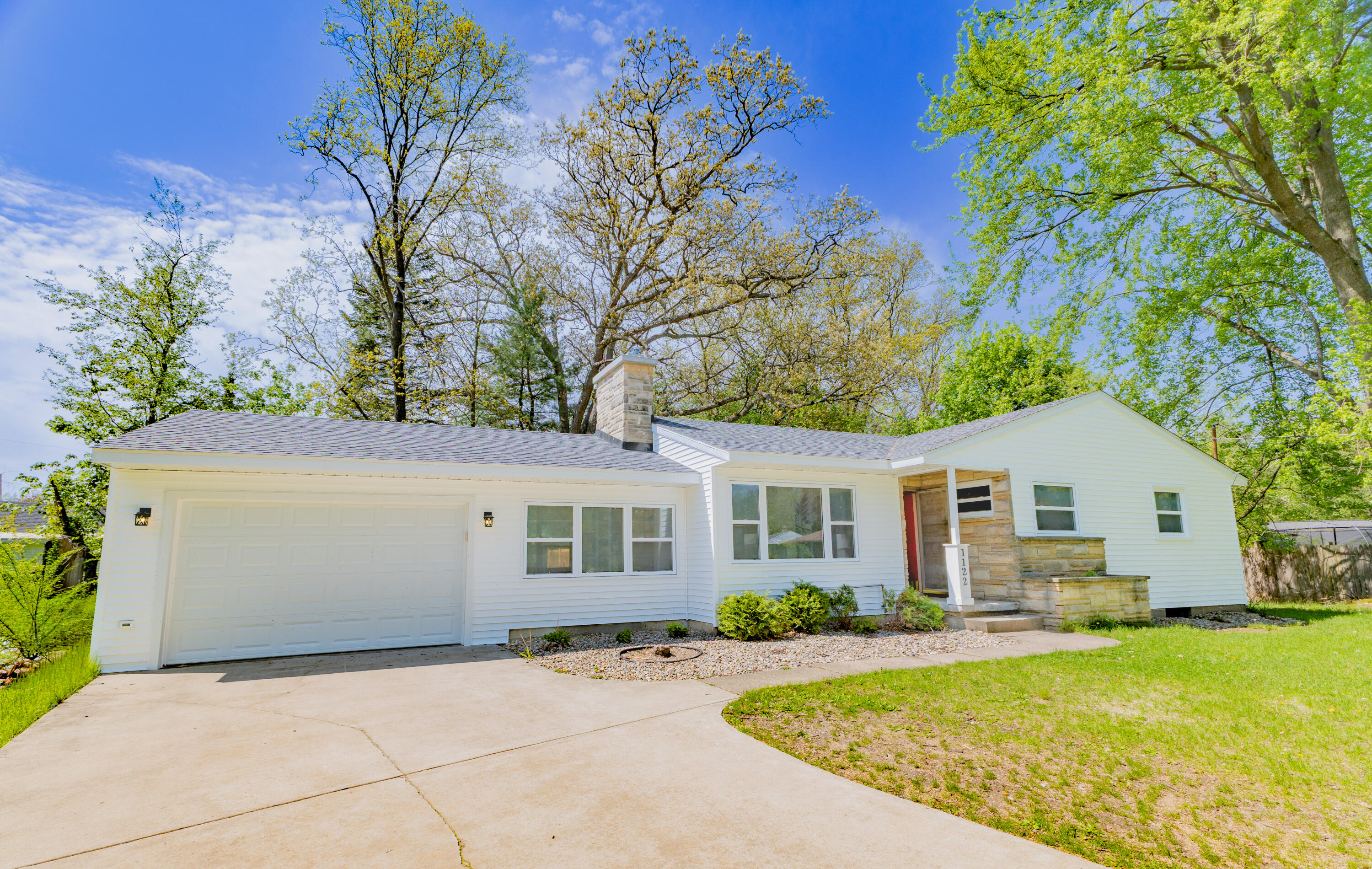 1122 Lynn Avenue Kalamazoo MI 49008