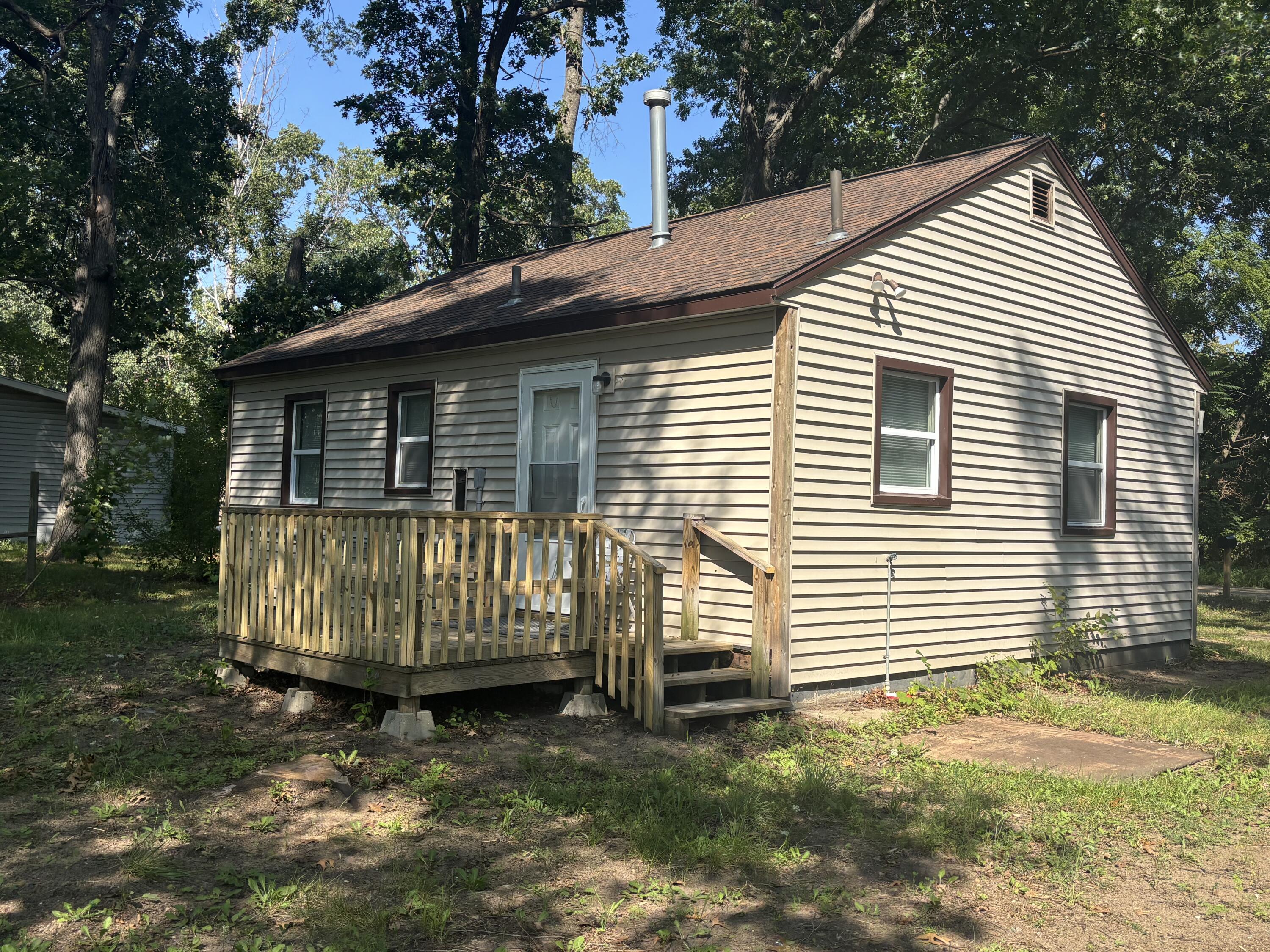 343 Forest Drive Muskegon MI 49442
