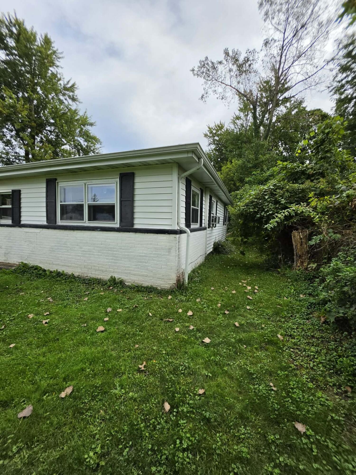 6023 Keigley Street Coloma MI 49038