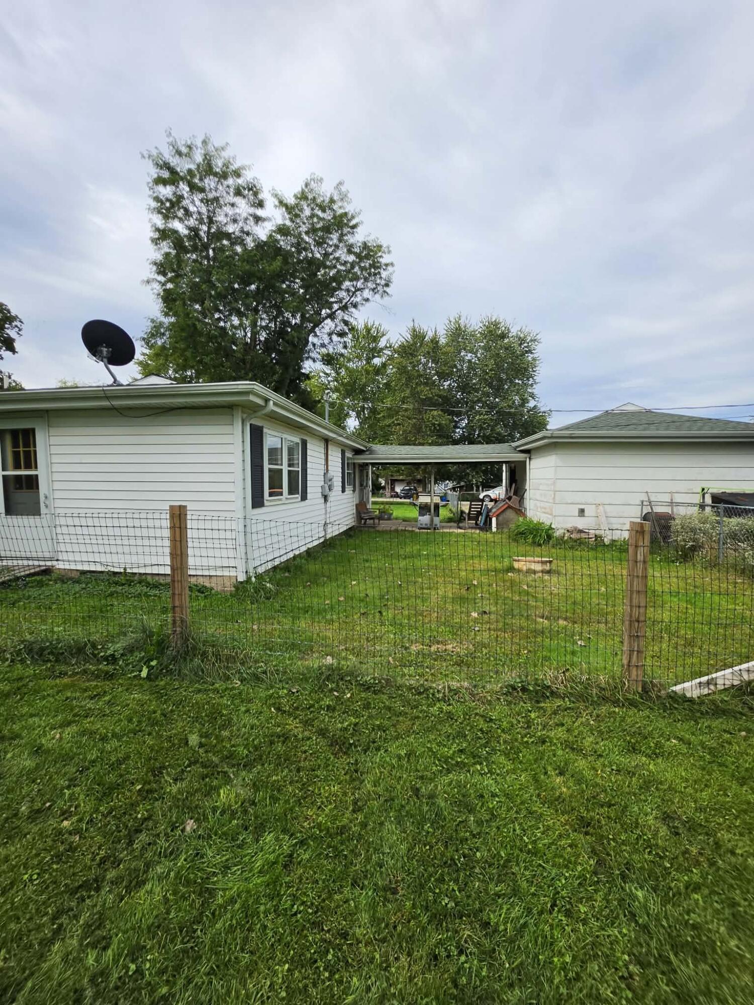 6023 Keigley Street Coloma MI 49038