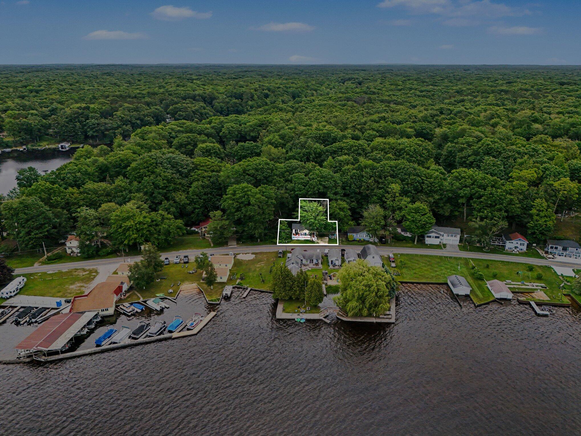 3802 N Lakeshore Drive Ludington MI 49431