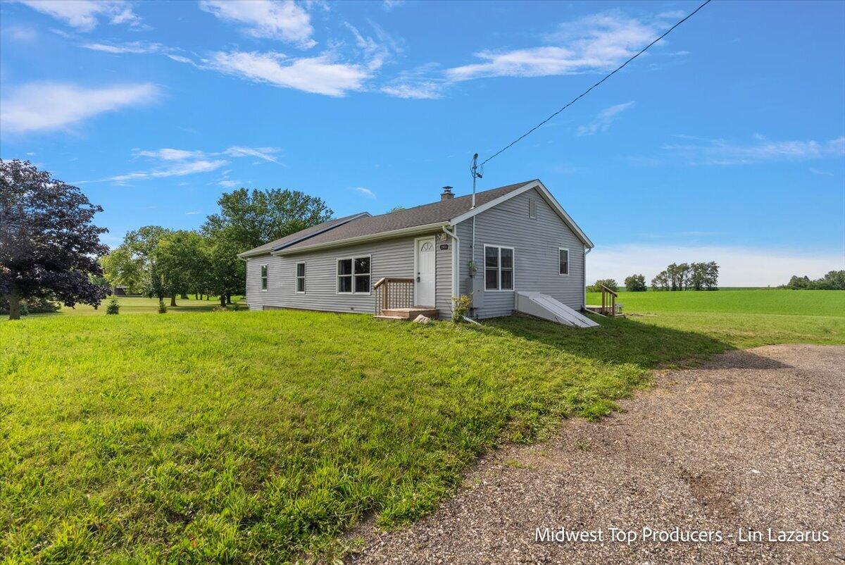 2931 130th Avenue Allegan MI 49010