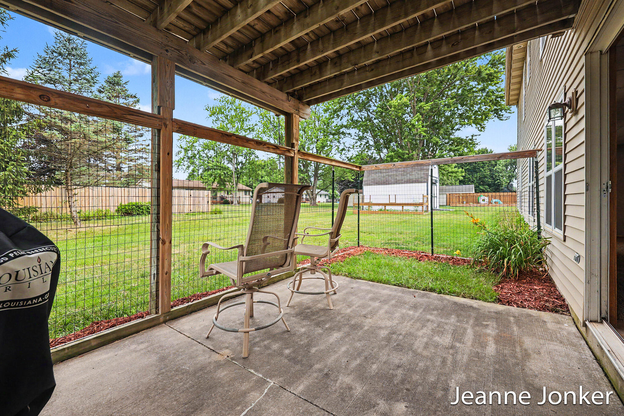 931 Sunset Hills Avenue NW Grand Rapids MI 49534