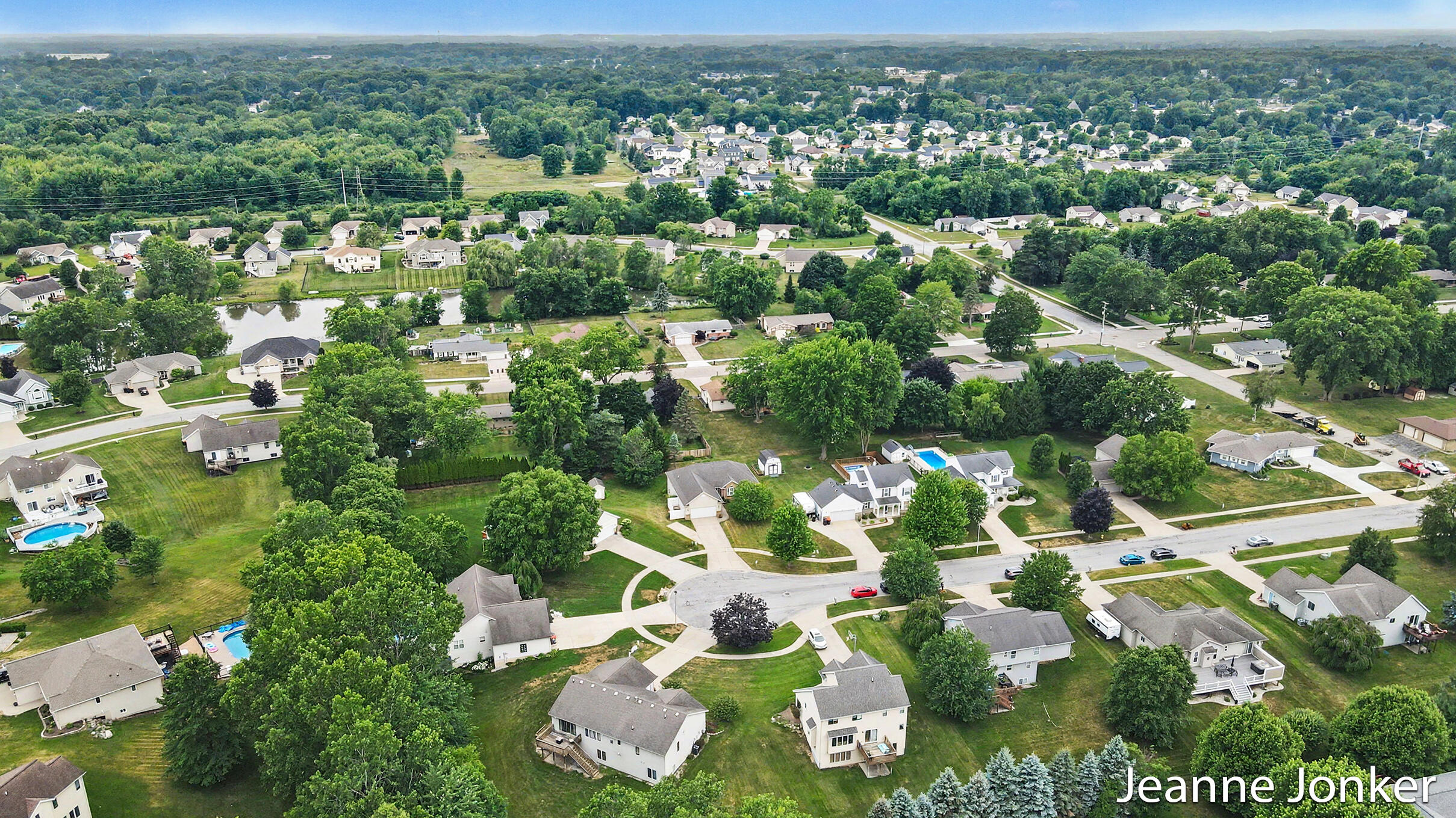 931 Sunset Hills Avenue NW Grand Rapids MI 49534