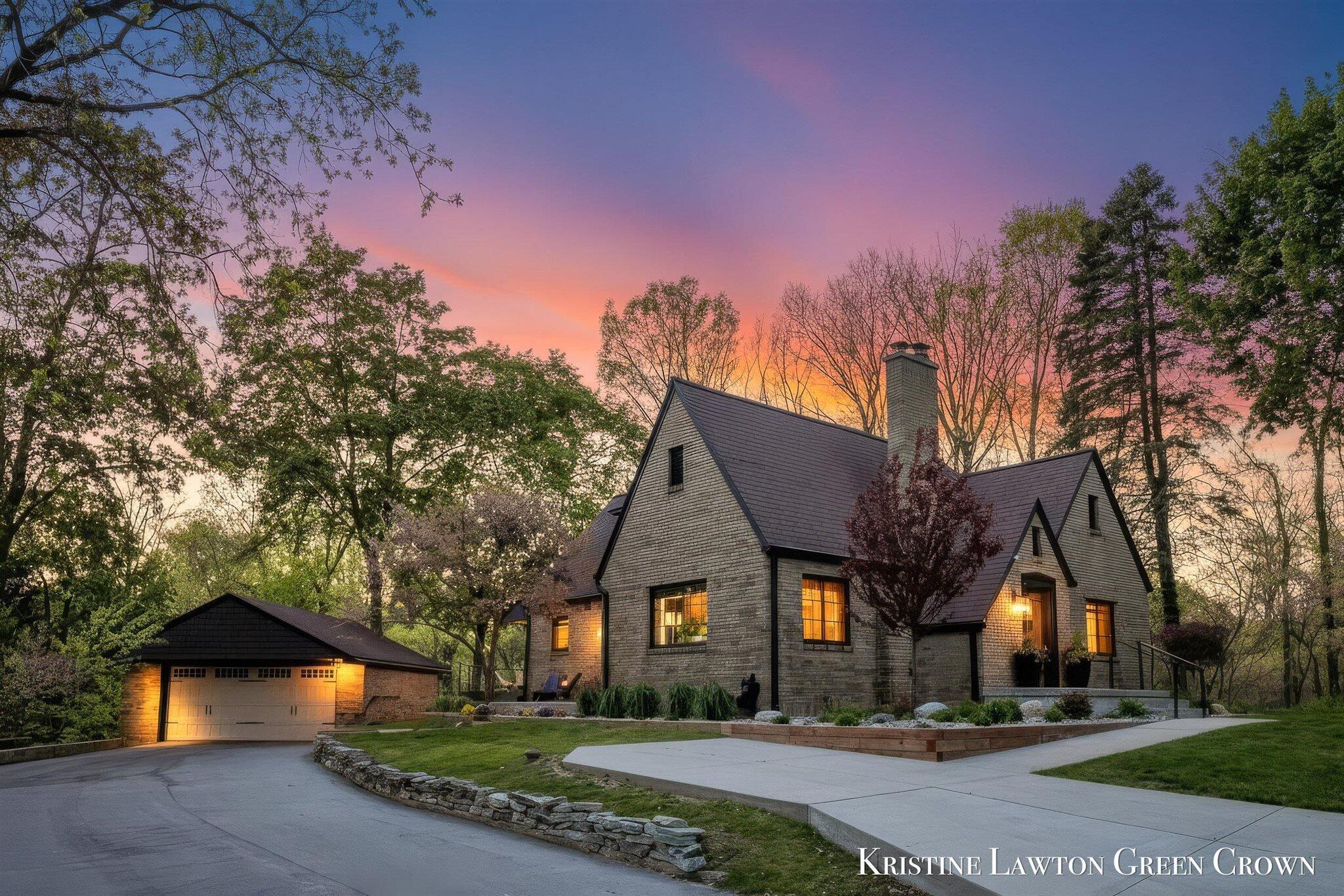 200 Greenridge Drive NW Grand Rapids MI 49544