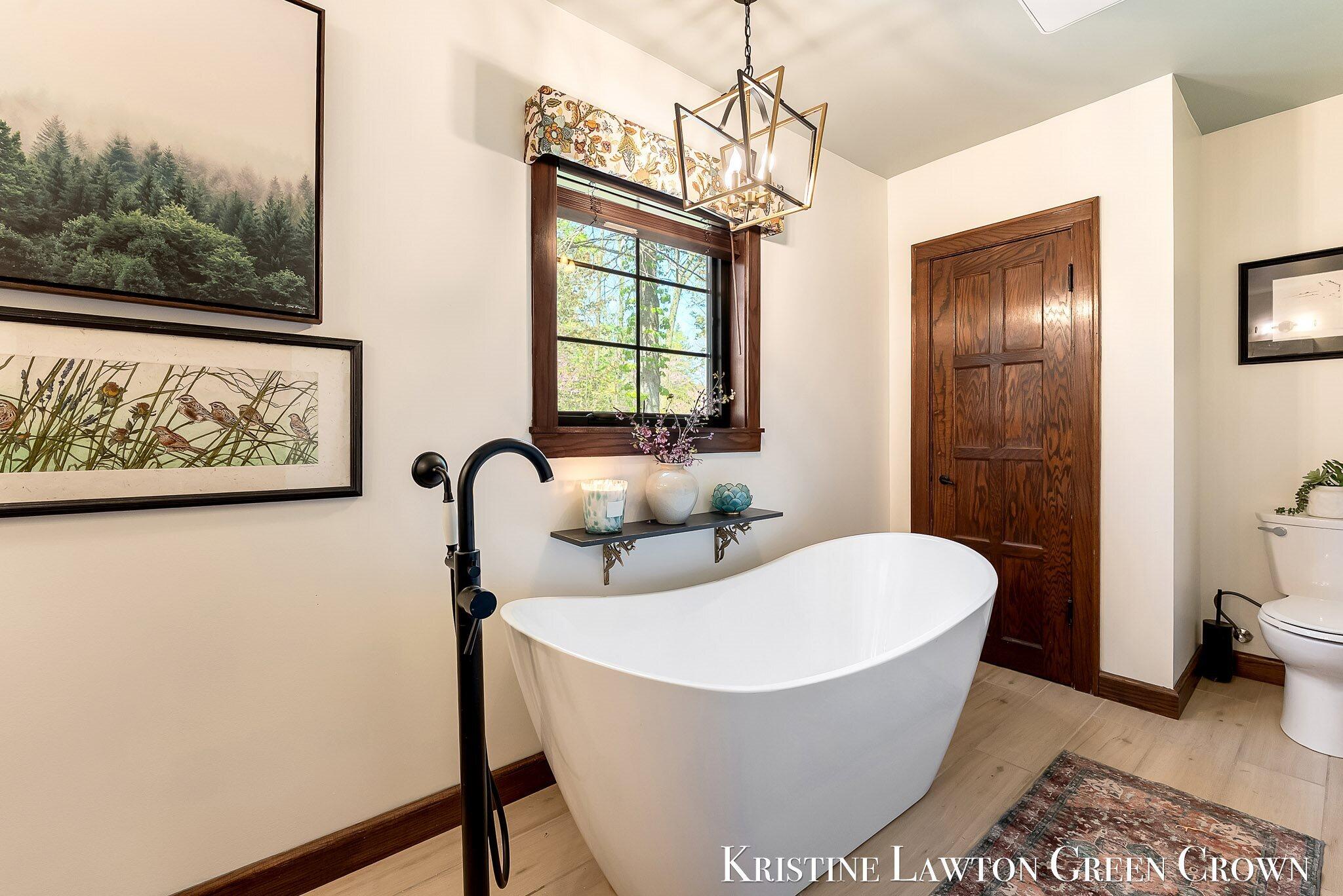 200 Greenridge Drive NW Grand Rapids MI 49544