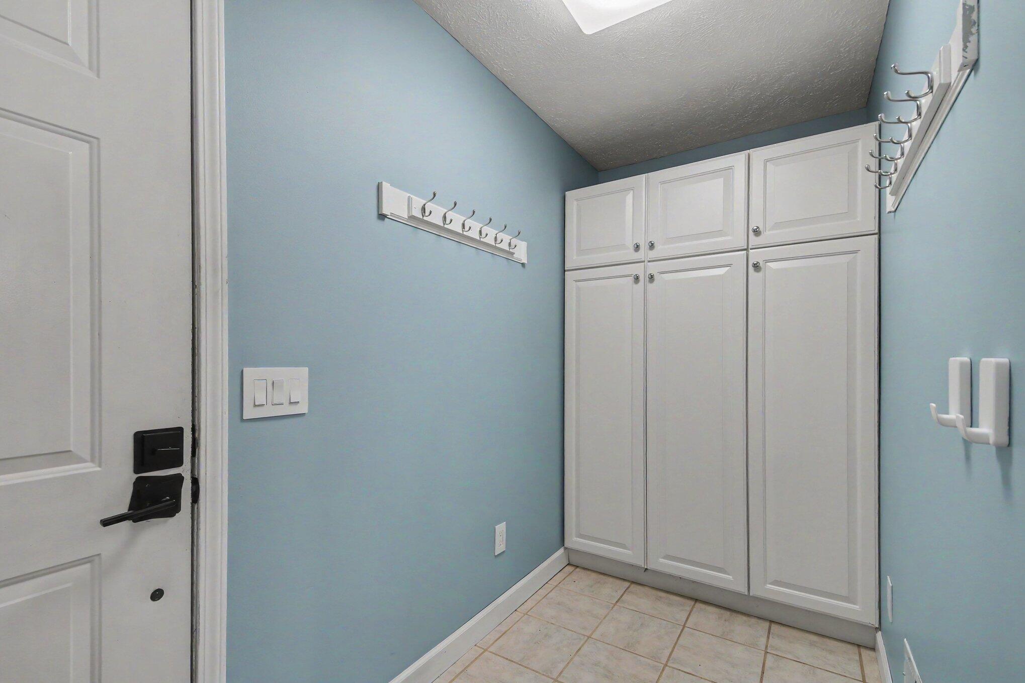 4533 Fruit Ridge Avenue NW Grand Rapids MI 49544