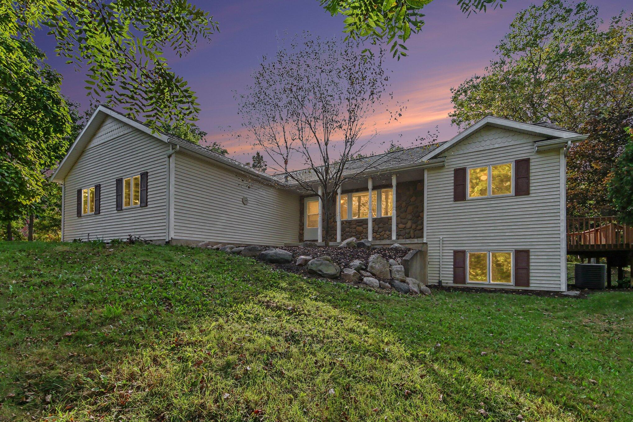 4533 Fruit Ridge Avenue NW Grand Rapids MI 49544